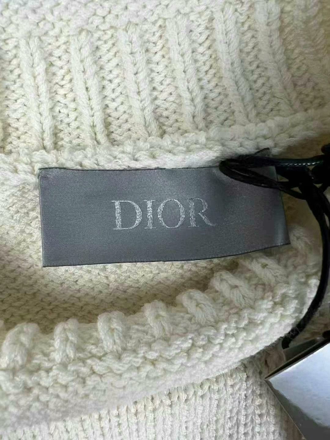 Dior dior cream triangle fringe embroidered logo sweater Size S / US 4 / IT 40 - 4 Thumbnail