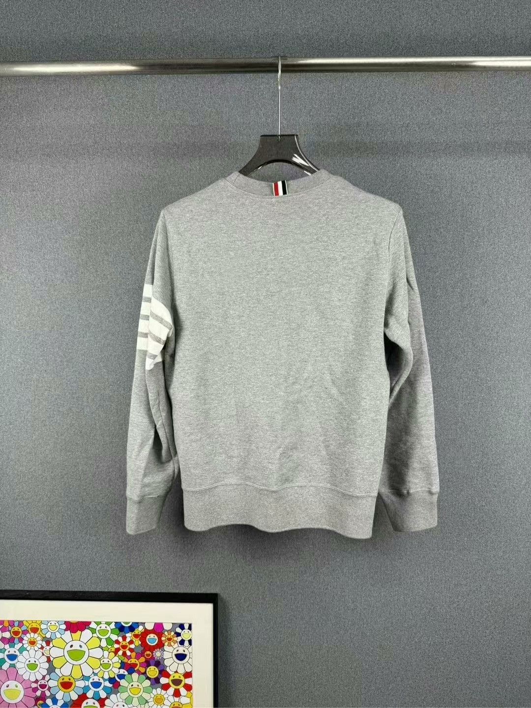 Thom Browne thom browne gray striped knit sweatshirt Size US M / EU 48-50 / 2 - 2 Thumbnail