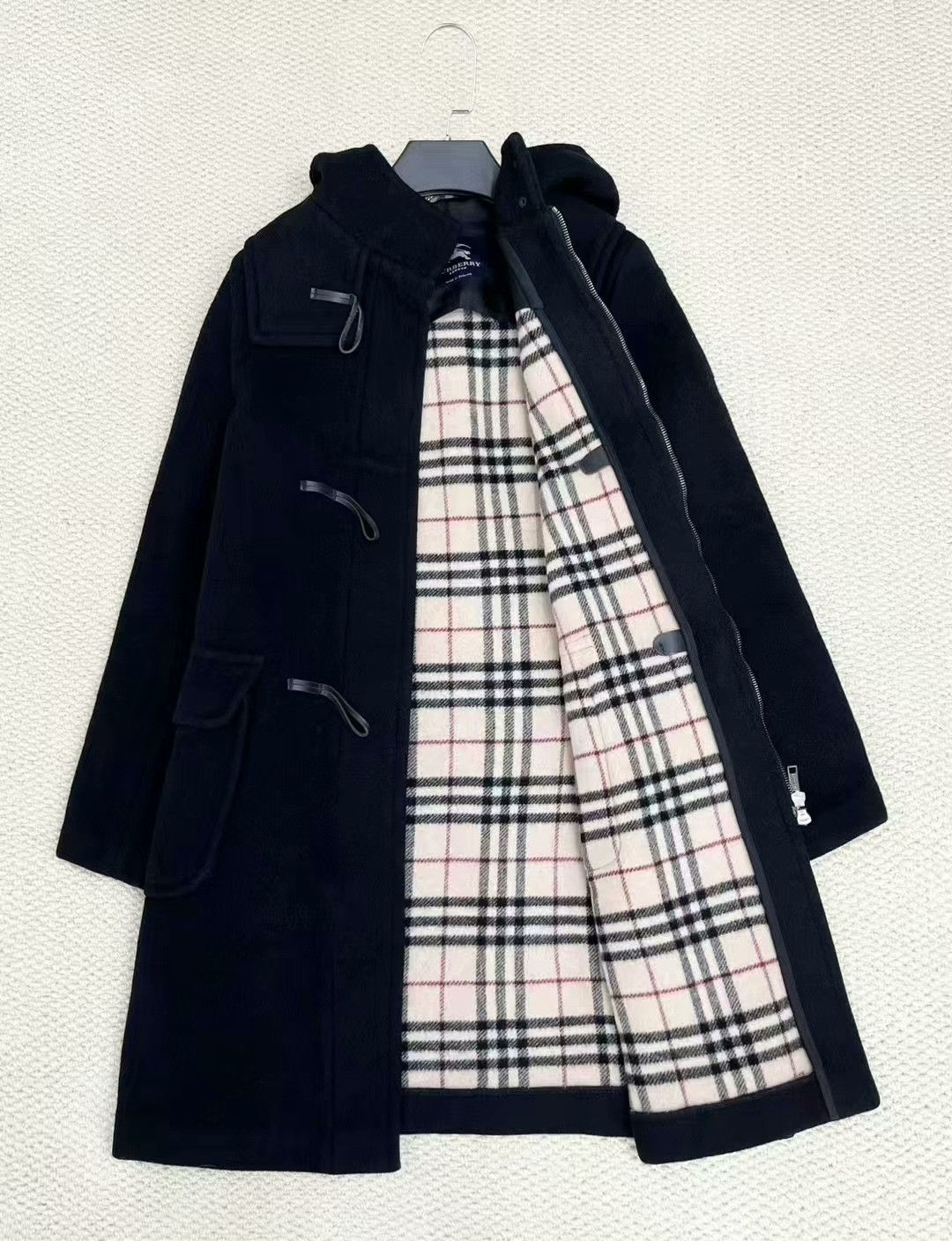 Burberry burberry black duffle coat with hood Size US L / EU 52-54 / 3 - 6 Thumbnail