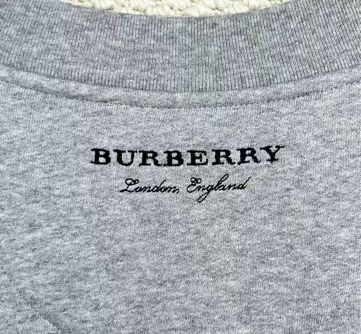 Burberry burberry gray stripe logo sweatshirt for women Size US S / EU 44-46 / 1 - 5 Thumbnail
