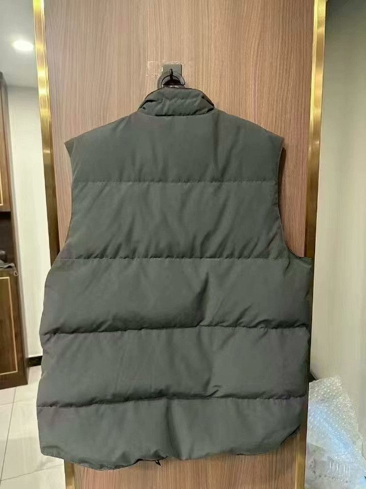 Canada Goose Canada Goose Puffer Vest in Size 2XL Size US XXL / EU 58 / 5 - 2 Thumbnail