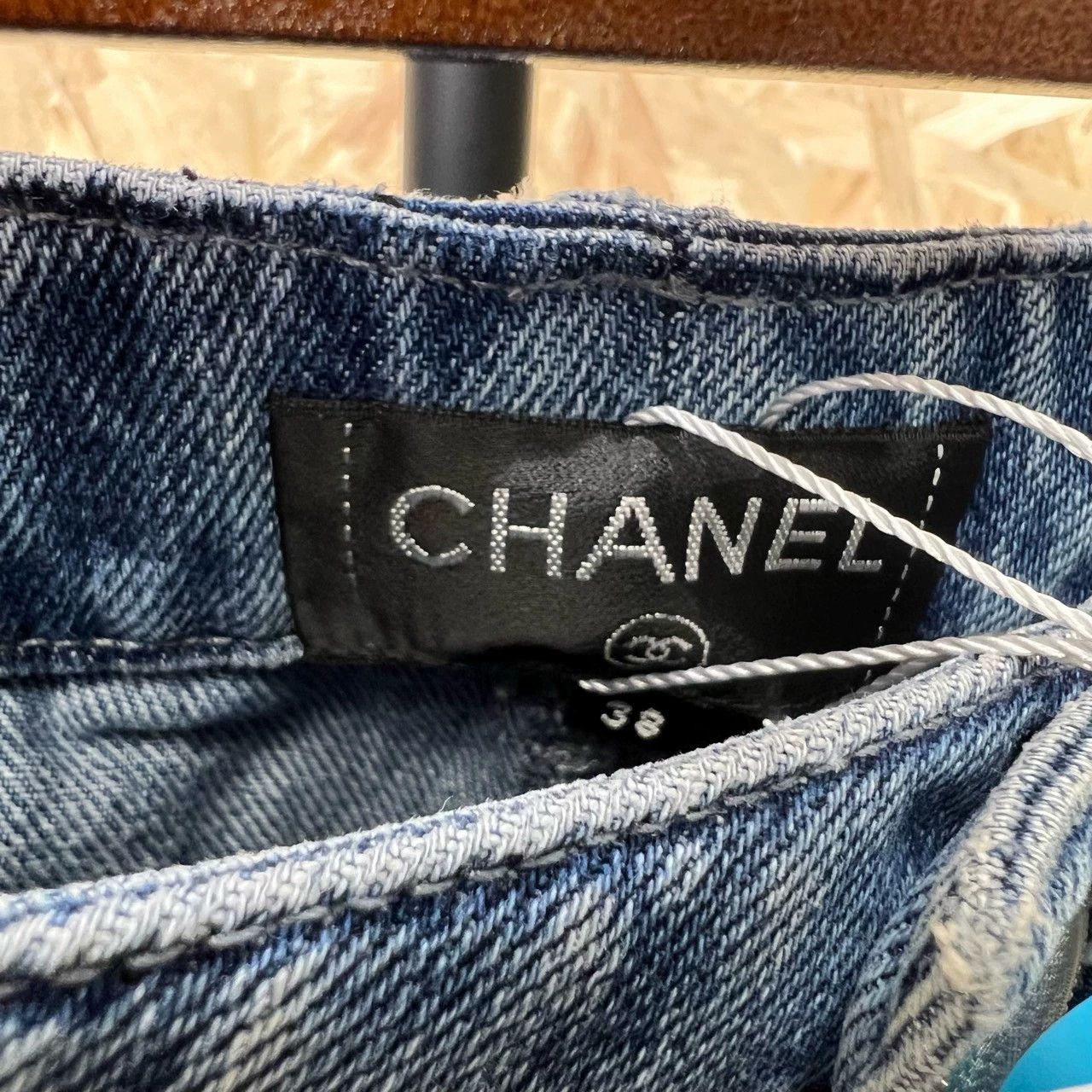 Chanel chanel logo denim pants with unique cut Size 38" / US 16 / IT 52 - 3 Thumbnail