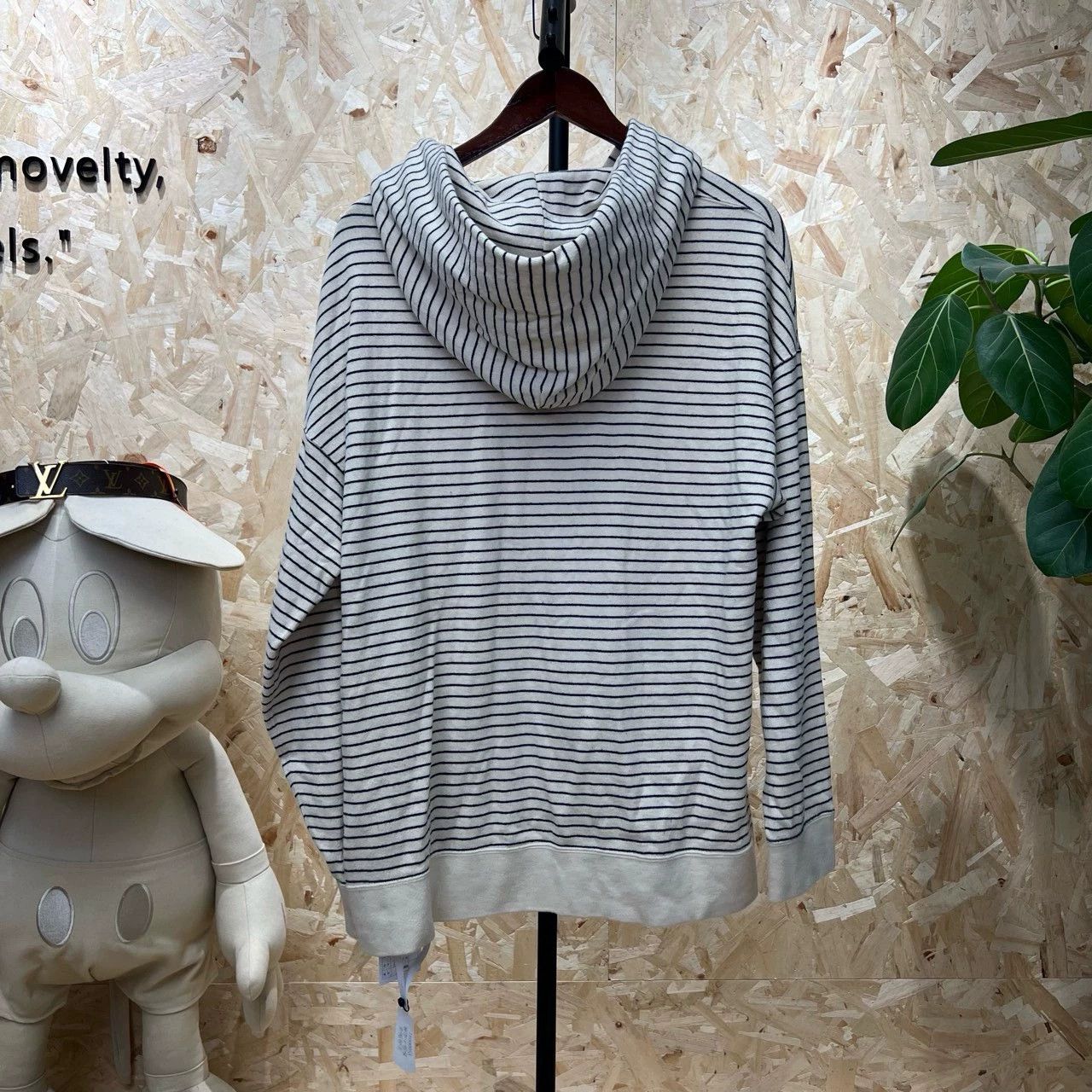 Visvim visvim black and white striped hoodie Size US L / EU 52-54 / 3 - 2 Thumbnail