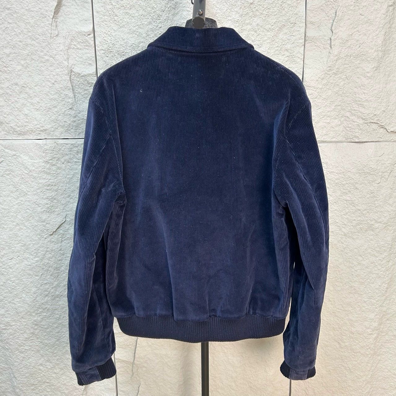 Gucci gucci navy corduroy bee embroidered jacket Size US L / EU 52-54 / 3 - 2 Thumbnail