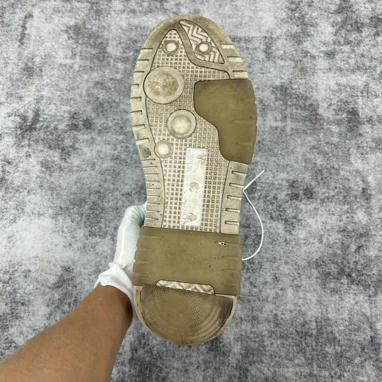 Off-White off-white out of office color-block sneakers Size US 10 / EU 43 - 7 Thumbnail