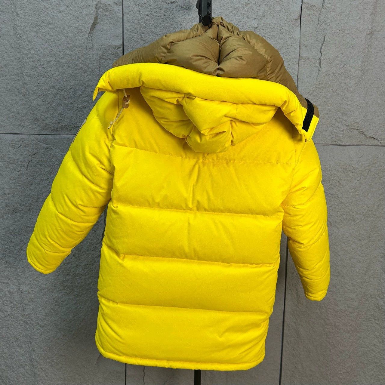 Gucci gucci x tnf yellow down jacket xs Size XS / US 0-2 / IT 36-38 - 2 Thumbnail