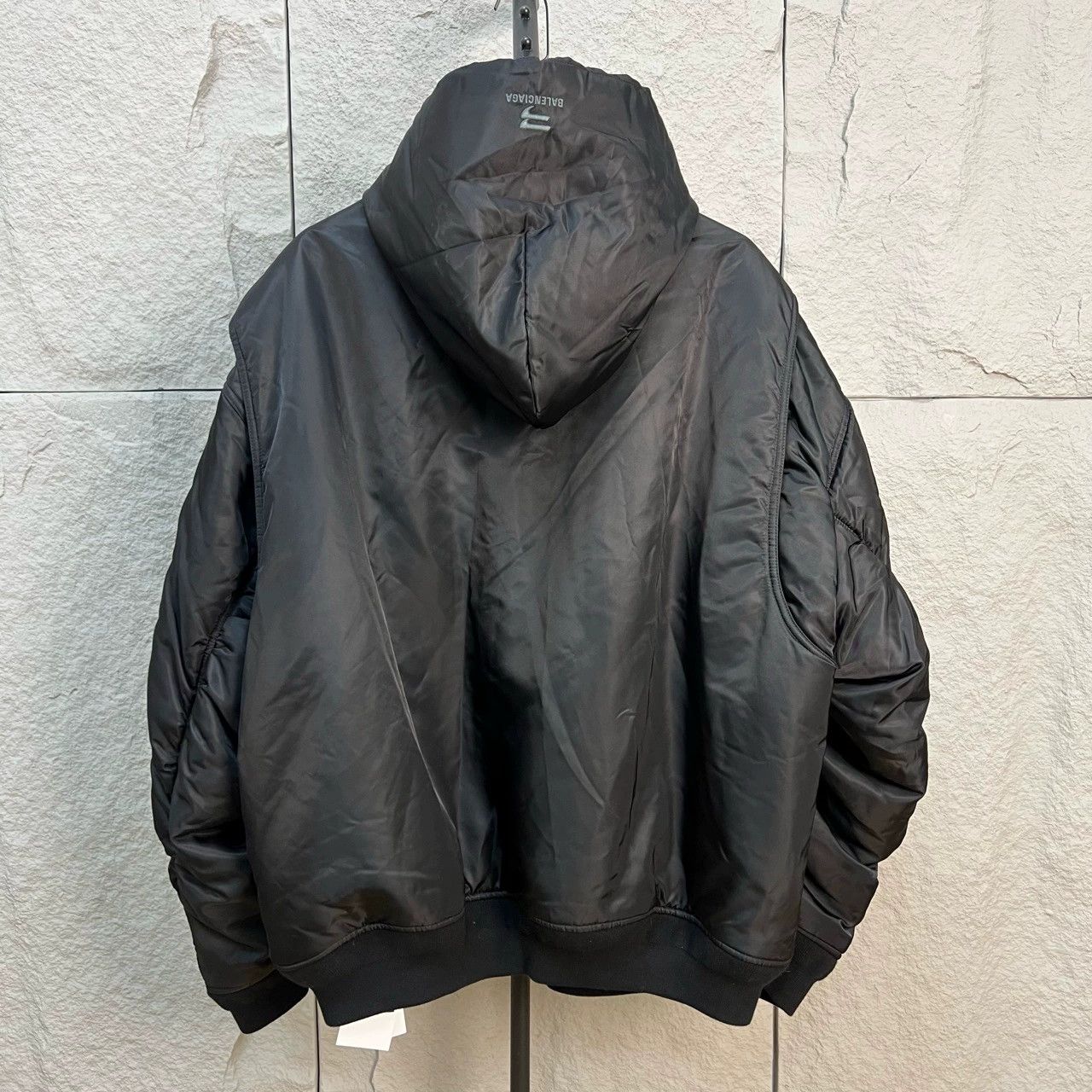 Balenciaga Balenciaga Black and Orange Pullover Jacket Size US L / EU 52-54 / 3 - 2 Thumbnail