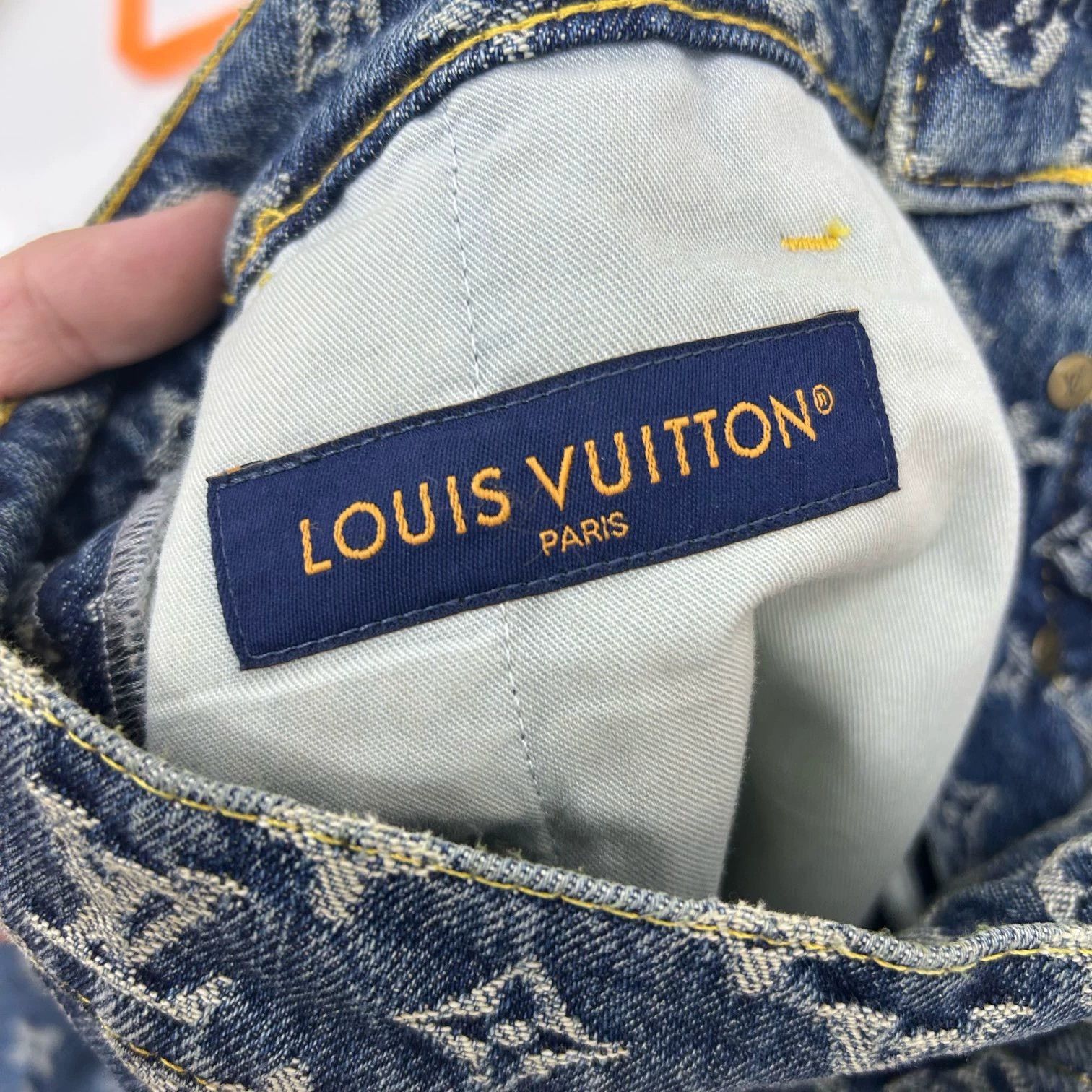 Louis Vuitton new lv denim pants classic style Size US 29 - 4 Thumbnail