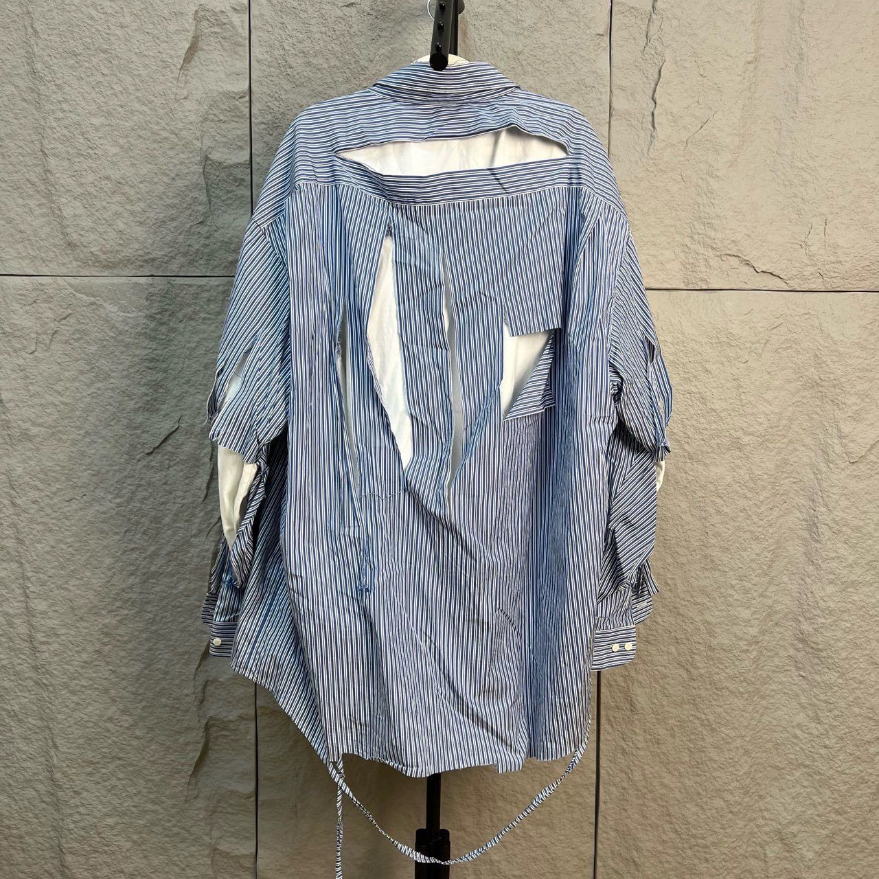 Balenciaga balenciaga blue striped shirt with white underlayer Size US S / EU 44-46 / 1 - 2 Thumbnail