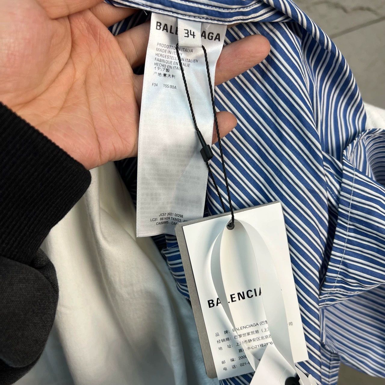 Balenciaga balenciaga blue striped shirt with white underlayer Size US S / EU 44-46 / 1 - 4 Thumbnail