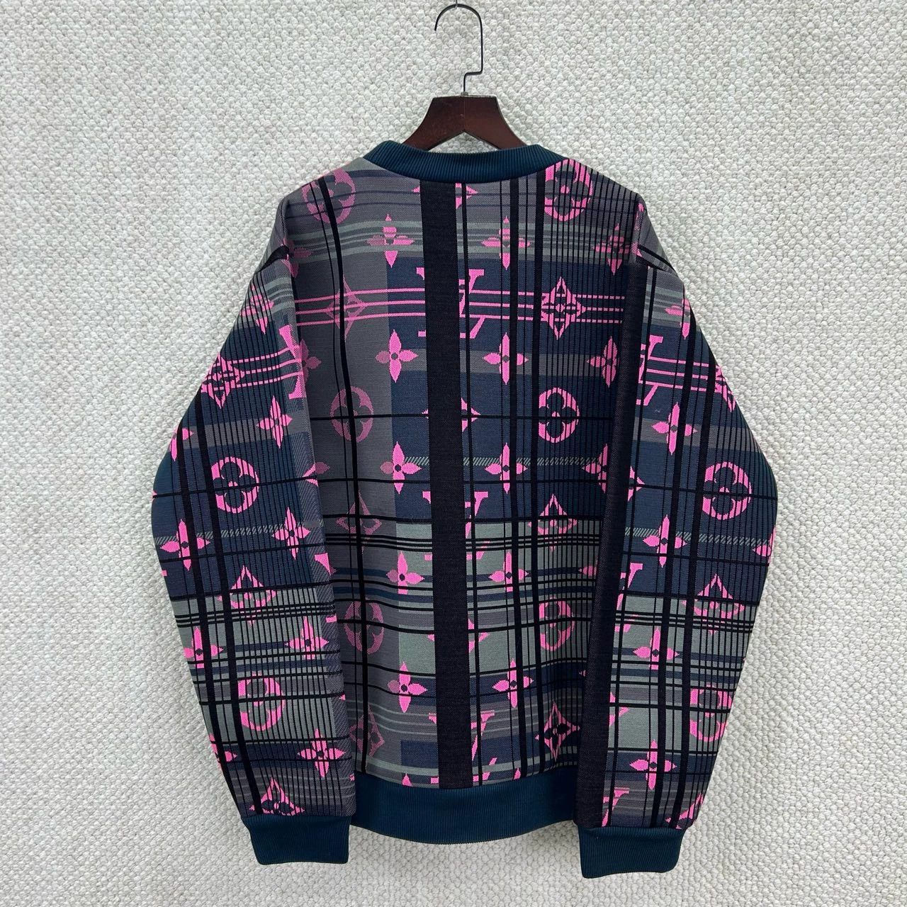 Louis Vuitton lv pink printed sweatshirt size m Size M / US 6-8 / IT 42-44 - 2 Thumbnail