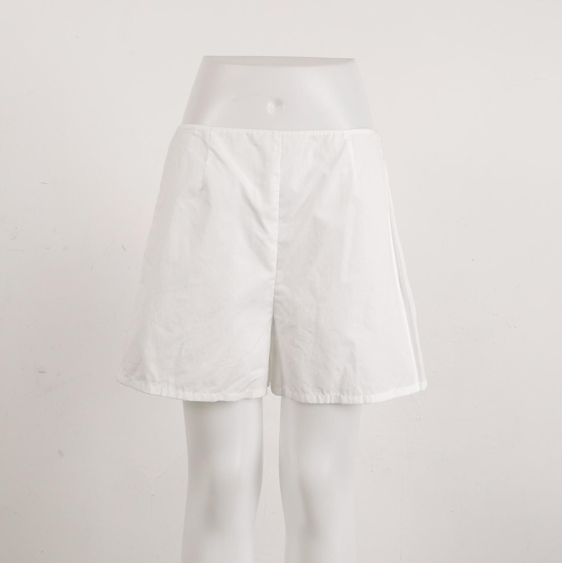 Prada Prada Polka Dot Cutout Logo Shorts in White 0089 Size 42" / US 20 - 3 Thumbnail
