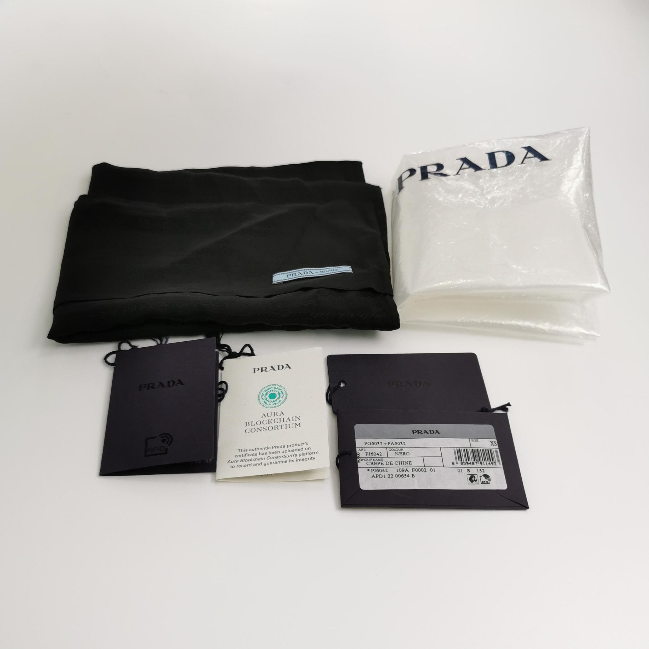 Prada Prada Black Silk Button-Up Long Sleeve Set 0089 Size XS / US 0-2 / IT 36-38 - 5 Thumbnail