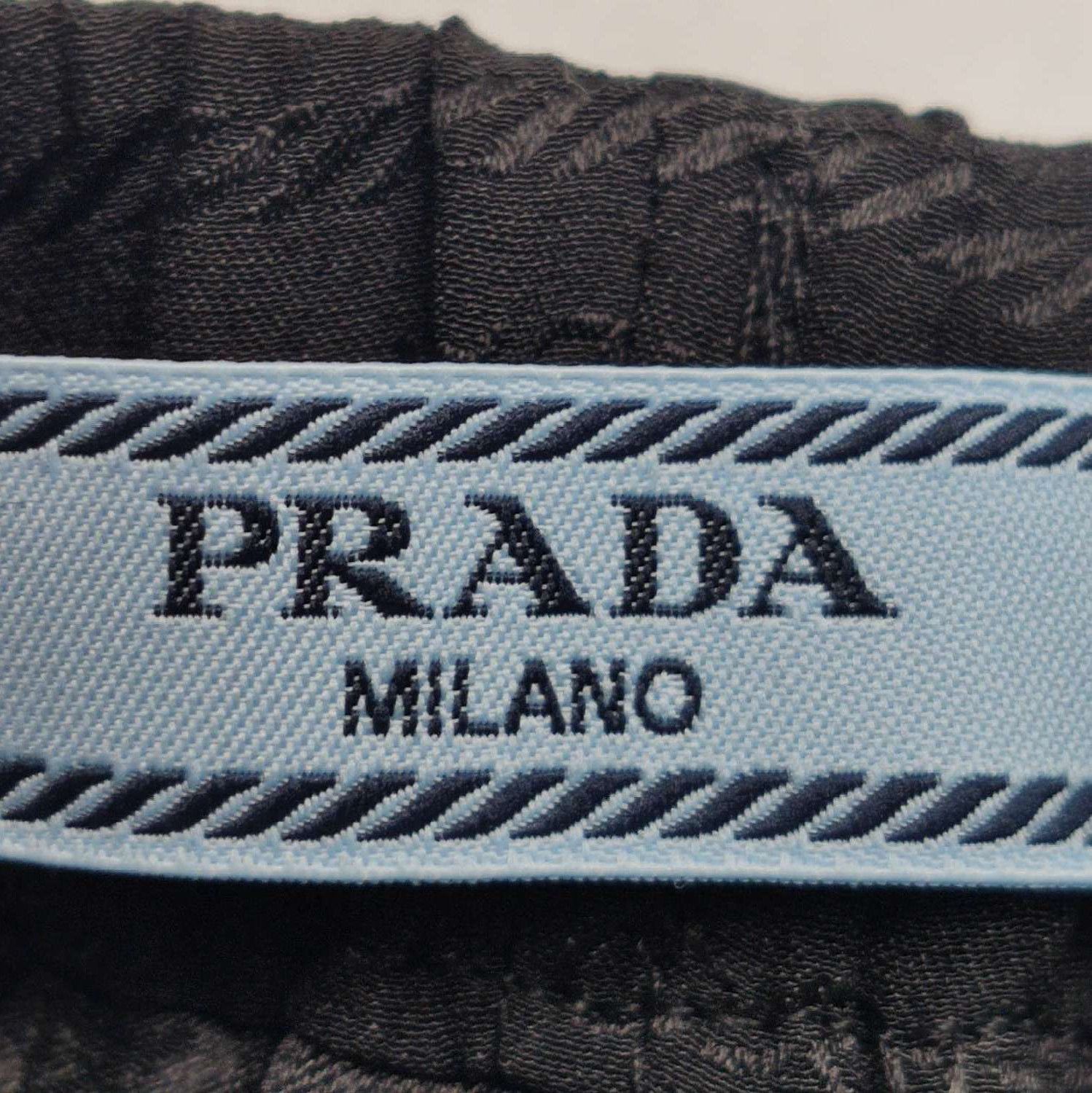Prada Prada Black Silk Button-Up Long Sleeve Set 0089 Size XS / US 0-2 / IT 36-38 - 6 Thumbnail