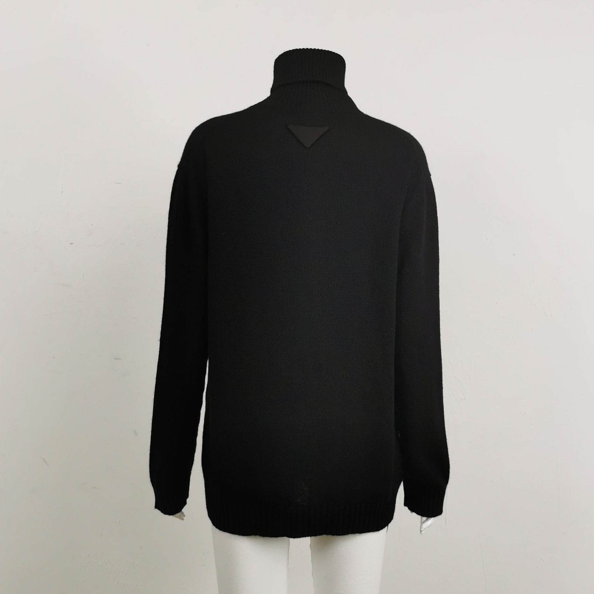 Prada Prada Black Cashmere Turtleneck Sweater 0089 Size M / US 6-8 / IT 42-44 - 2 Thumbnail