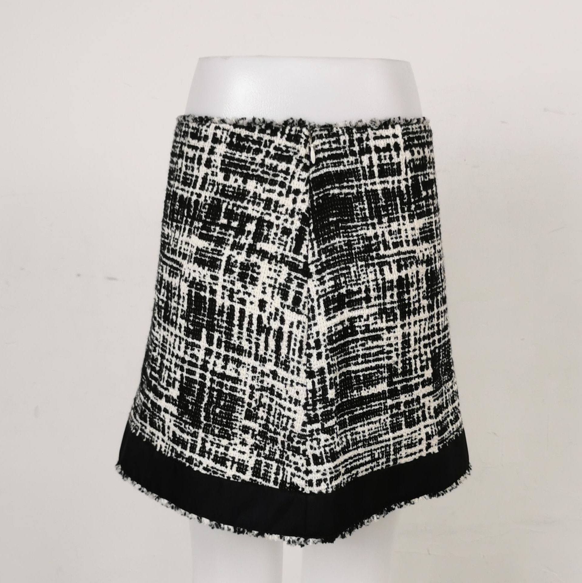 Prada Prada Color-Blocked Cotton-Linen Blend Skirt 0089 Size 38" / US 16 / IT 52 - 2 Thumbnail
