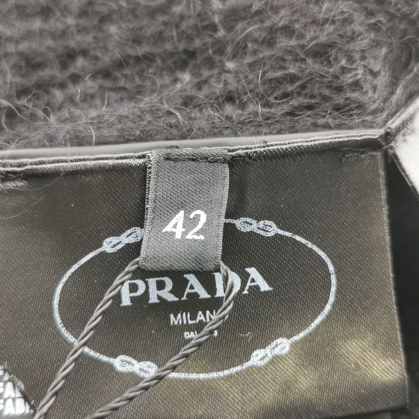 Prada Prada Black Wool Blend Polo Sweater 0089 Size L / US 10 / IT 46 - 6 Thumbnail
