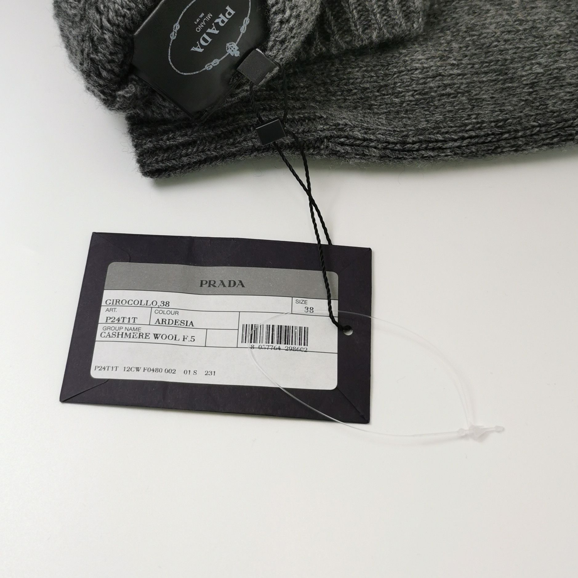 Prada Prada Cozy Knit Long Sleeve Sweater 0089 Size S / US 4 / IT 40 - 4 Thumbnail