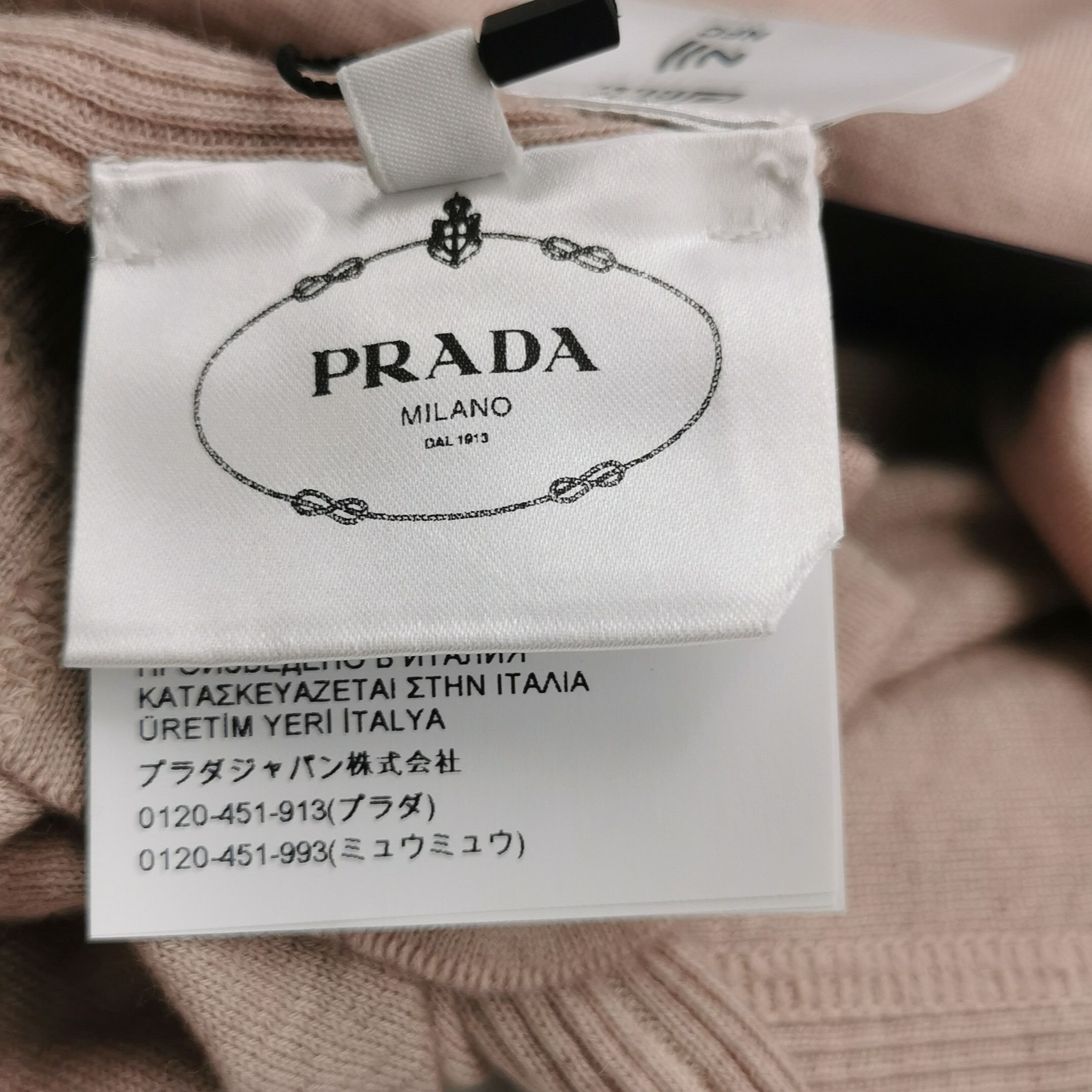 Prada Prada Cashmere Logo Long Sleeve Knit Top 0089 Size M / US 6-8 / IT 42-44 - 9 Thumbnail