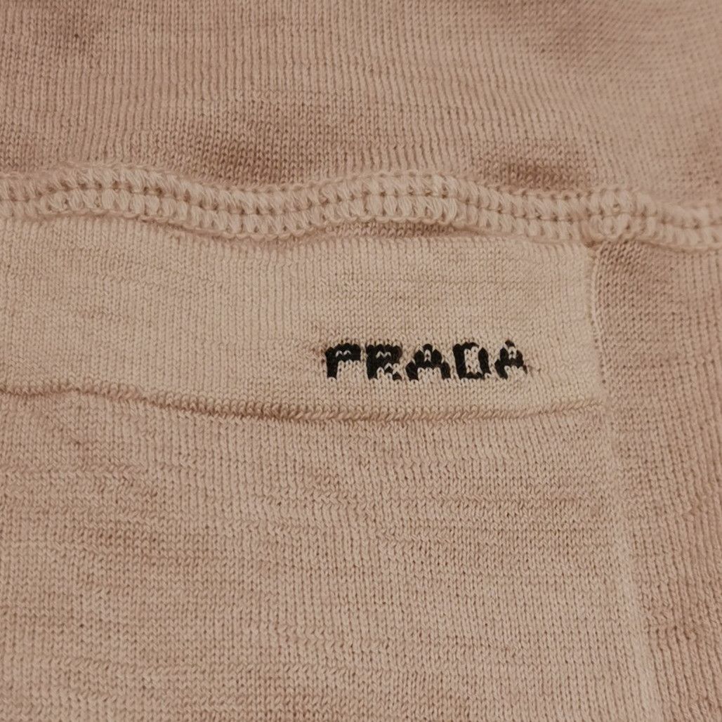 Prada Prada Cashmere Logo Long Sleeve Knit Top 0089 Size M / US 6-8 / IT 42-44 - 3 Thumbnail