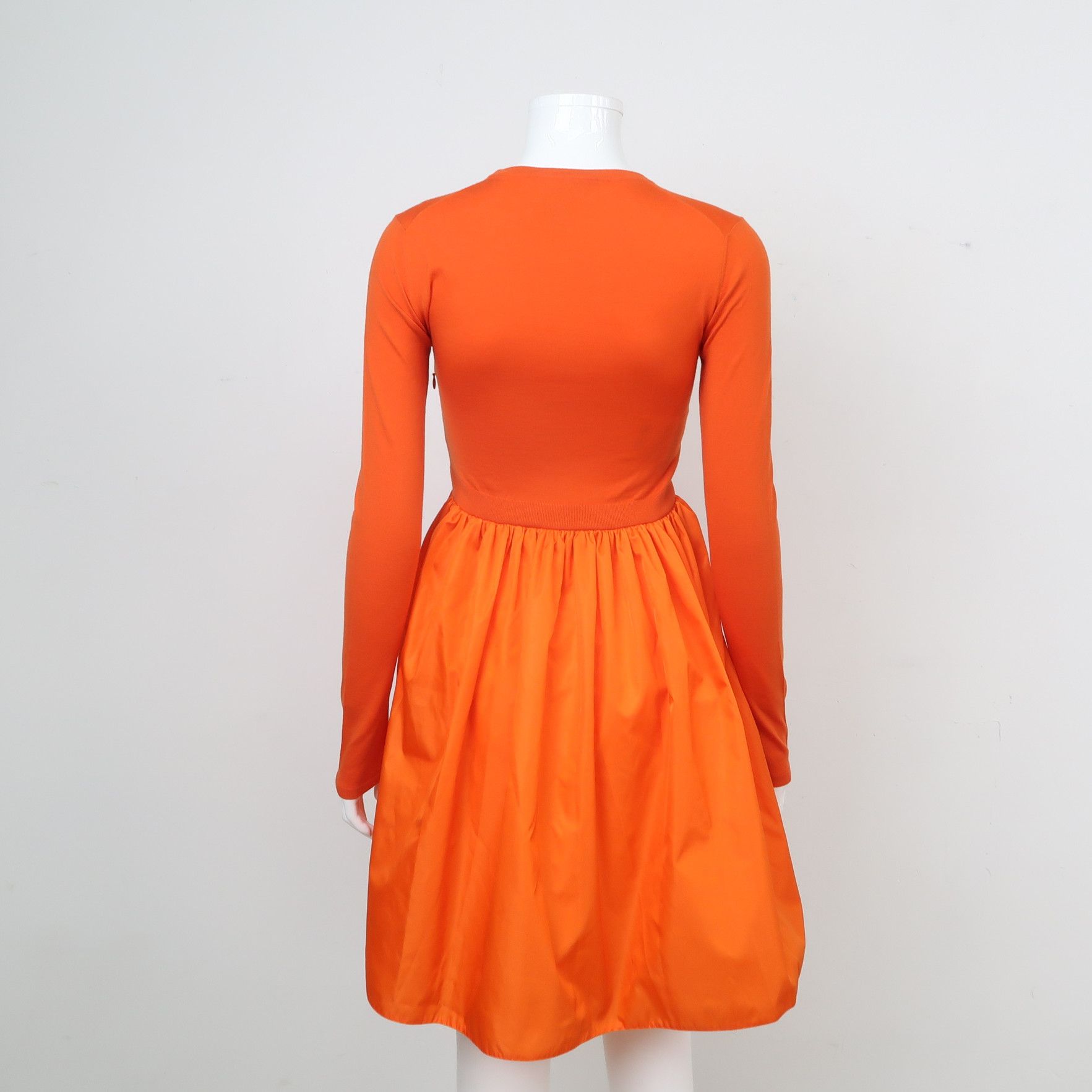 Prada Prada Orange Wool Logo Dress for Women - dmc Size S / US 4 / IT 40 - 2 Thumbnail