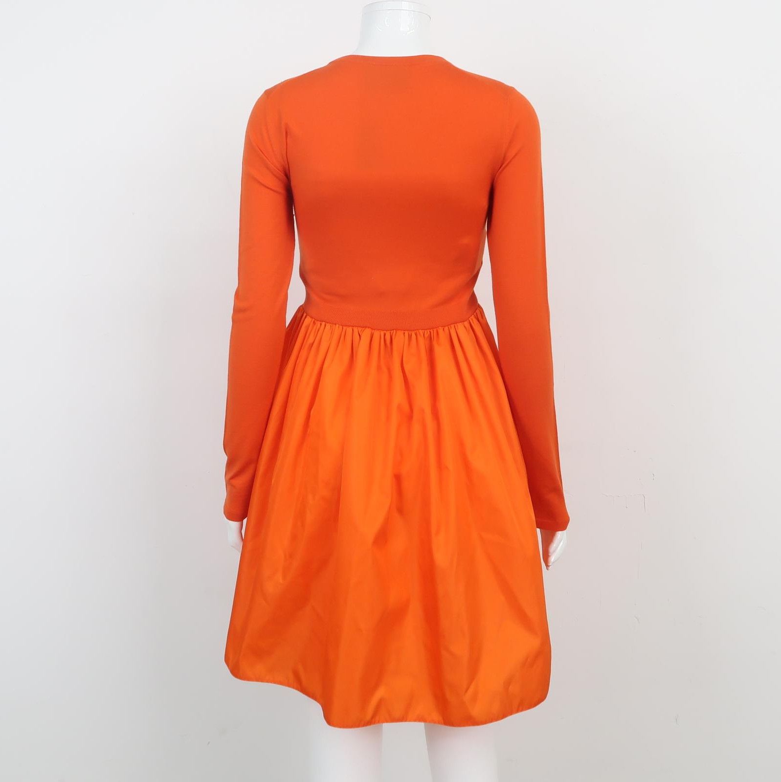 Prada Prada Orange Wool Logo Dress for Women - dmc Size M / US 6-8 / IT 42-44 - 2 Thumbnail