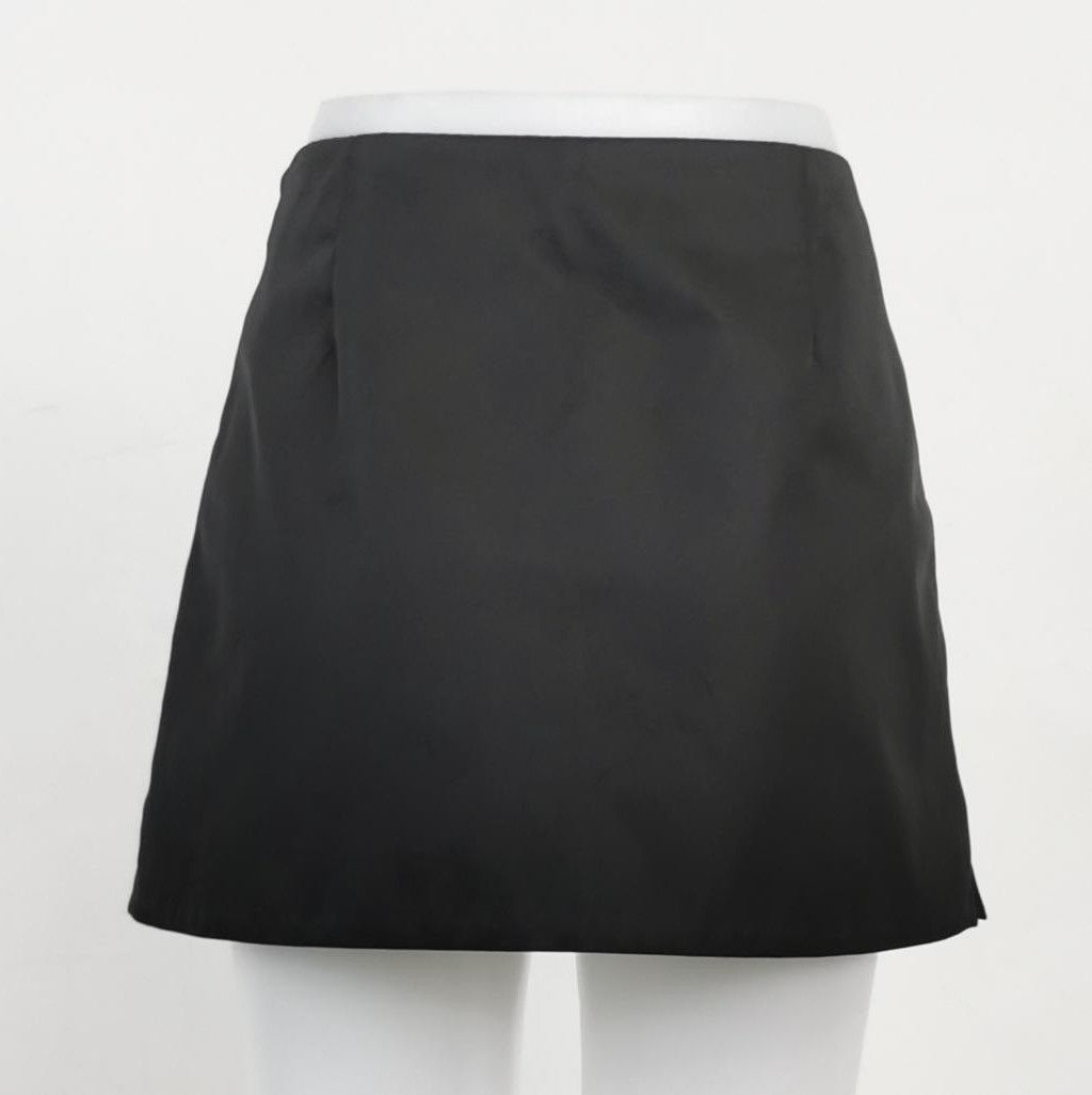 Prada Prada Solid Black Skirt Size 36 - dmc Size 22" - 2 Thumbnail