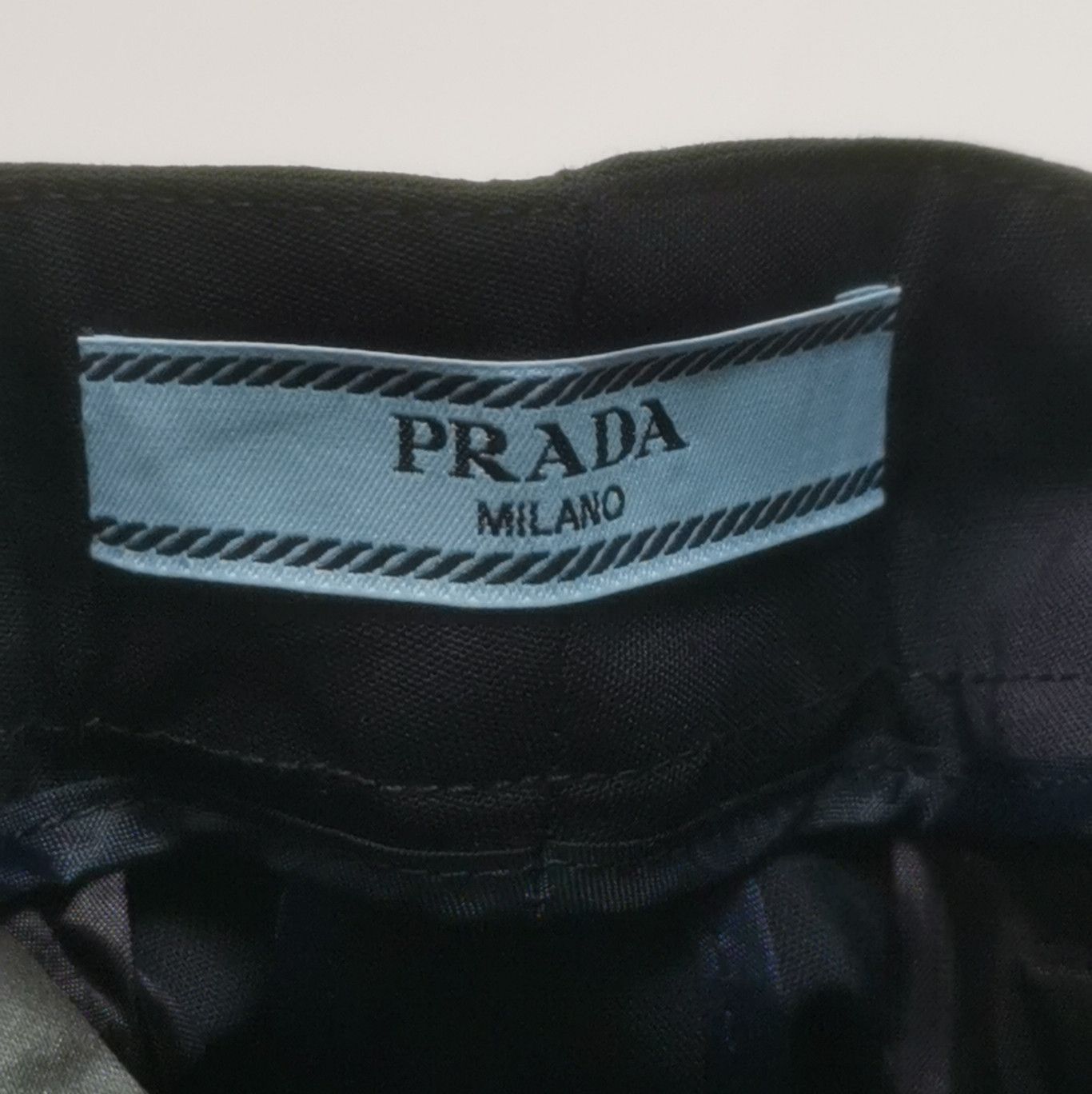Prada Prada Plain Wool Trousers in Size 36 - dmc Size 36" / US 14 / IT 50 - 4 Thumbnail