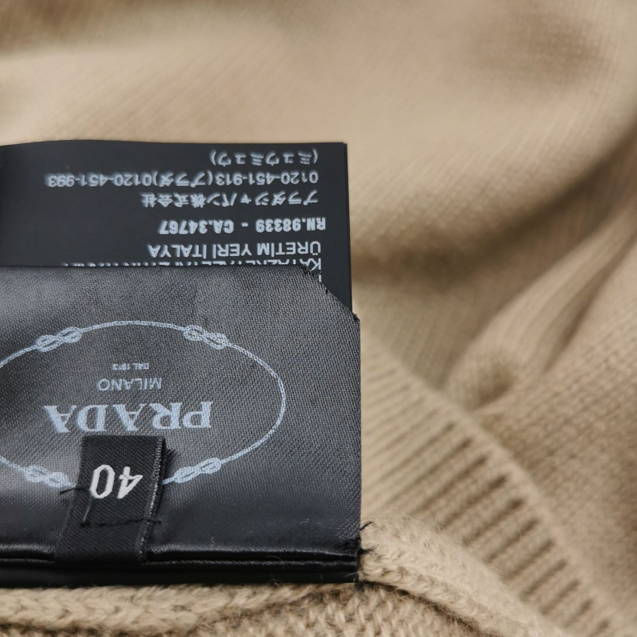 Prada Prada Cashmere Turtleneck Sweater in Beige - dmc Size M / US 6-8 / IT 42-44 - 8 Thumbnail