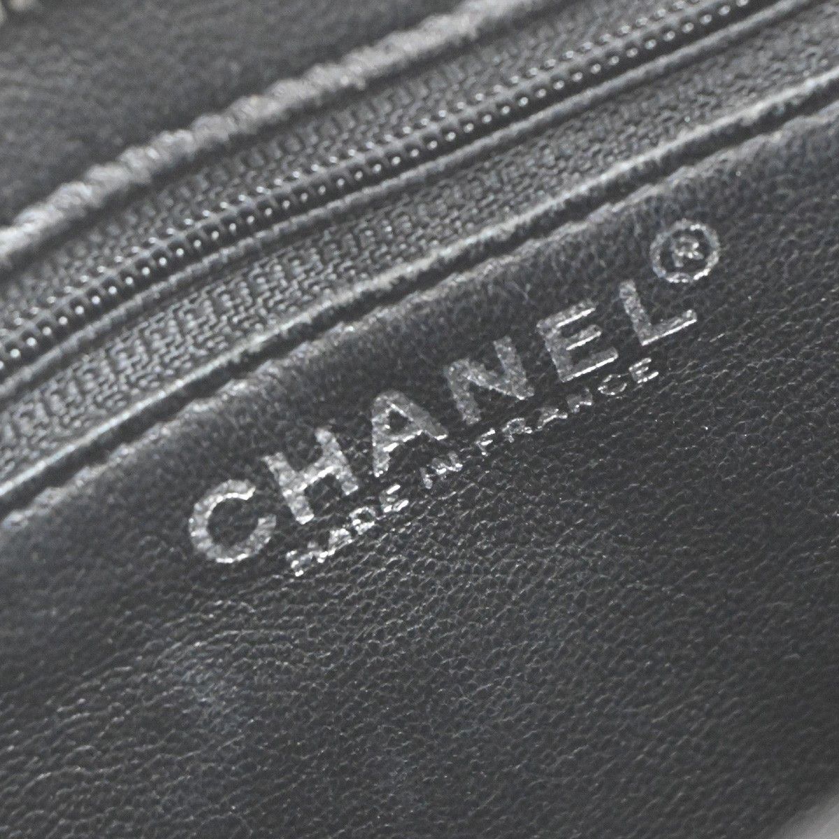 Chanel Chanel Medallion Tote Quilted Lambskin Size ONE SIZE - 6 Thumbnail