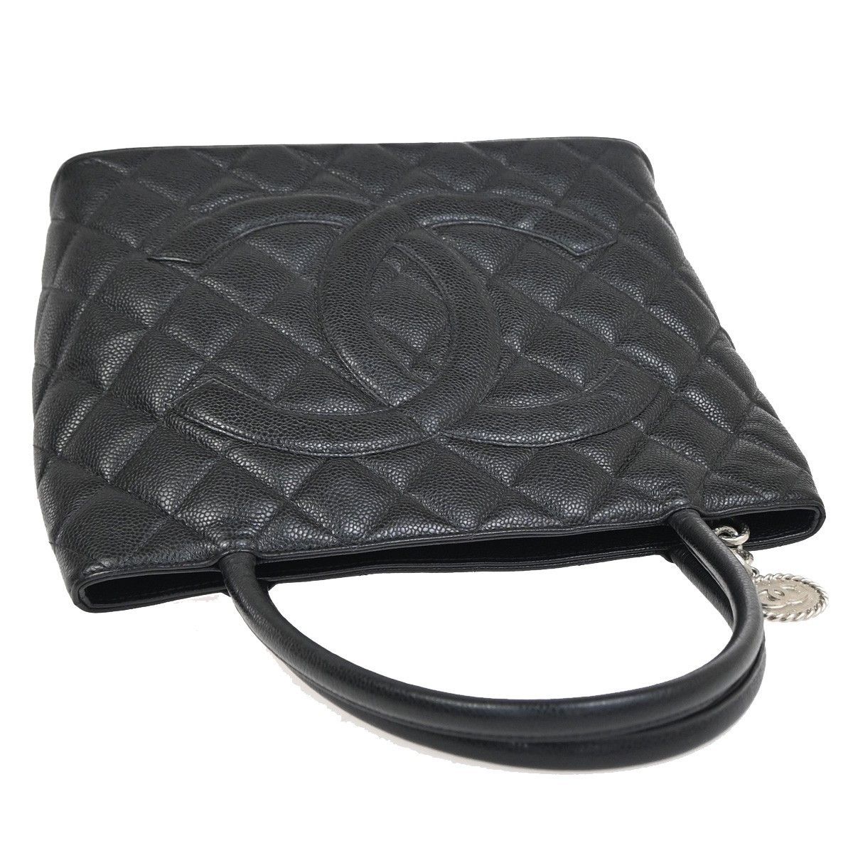 Chanel Chanel Medallion Tote Quilted Lambskin Size ONE SIZE - 8 Thumbnail
