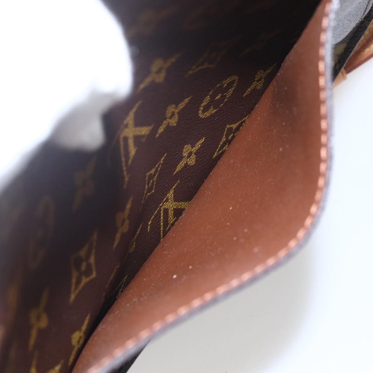 Louis Vuitton Louis Vuitton Saint Cloud Handbag Monogram Canvas Size ONE SIZE - 24 Thumbnail