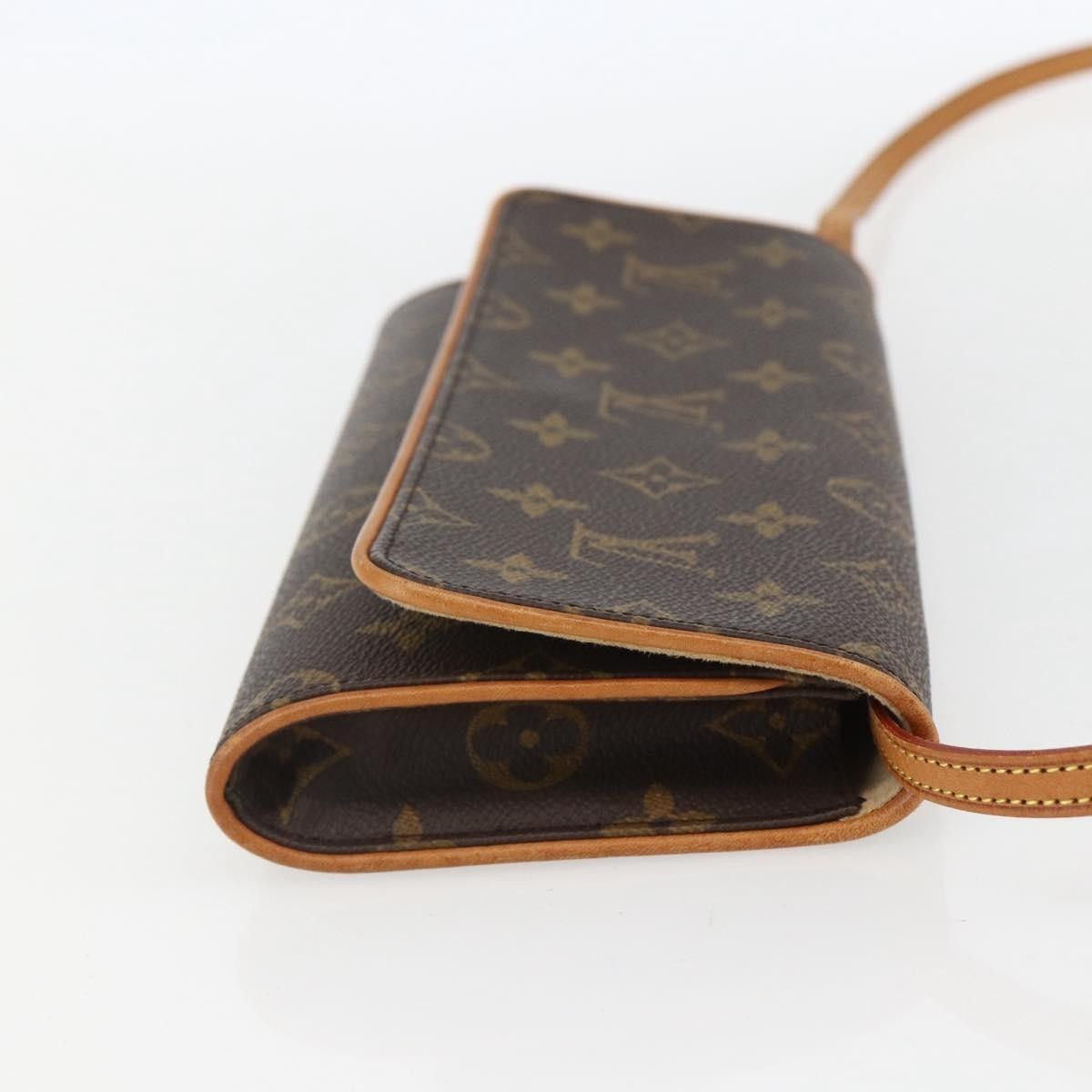 Louis Vuitton Louis Vuitton Twin Handbag Monogram Canvas Size ONE SIZE - 4 Thumbnail