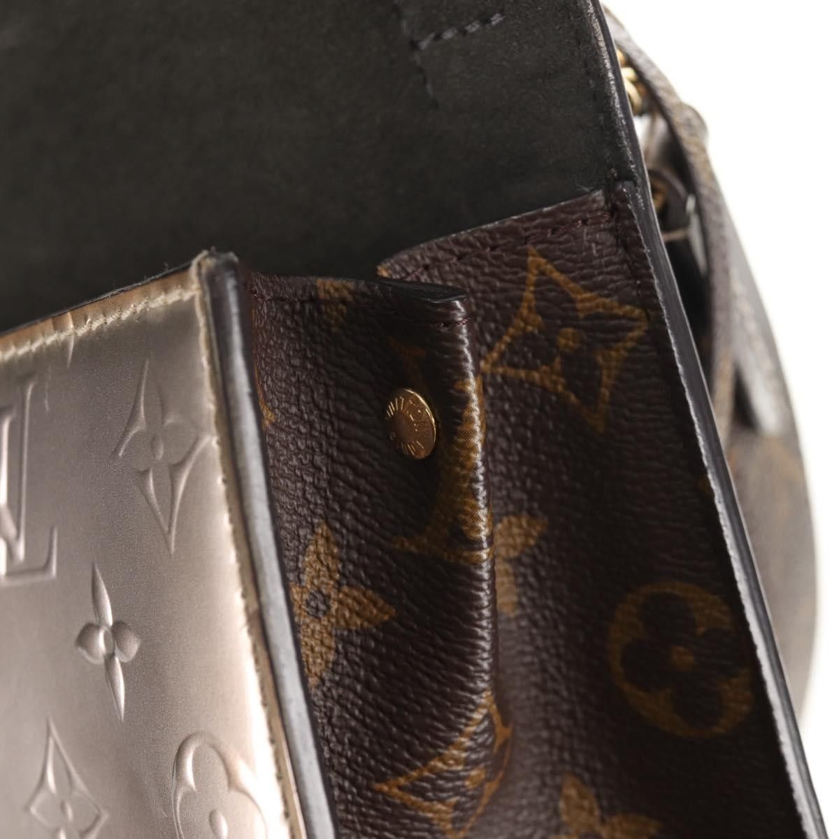 Louis Vuitton Louis Vuitton Spring Street NM Handbag Monogram Vernis with Monogram Canvas Size ONE SIZE - 21 Thumbnail