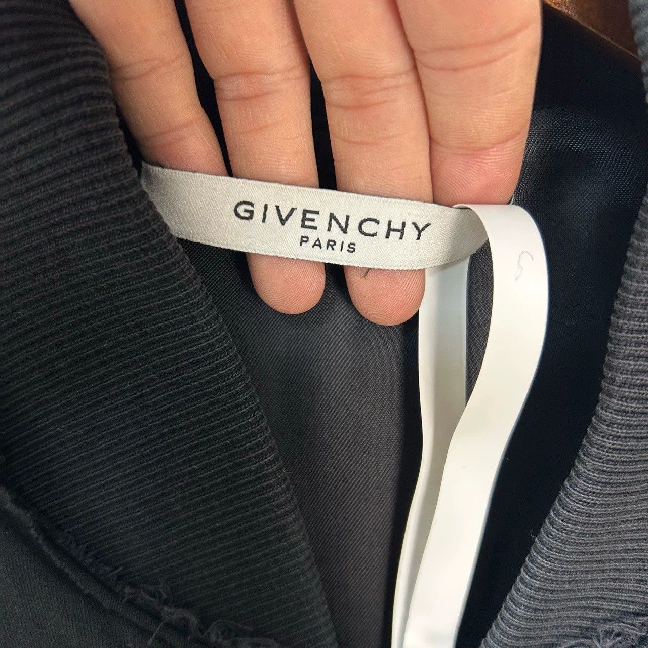 Givenchy Givenchy Distressed Long Sleeve Zip Jacket Size US M / EU 48-50 / 2 - 3 Thumbnail