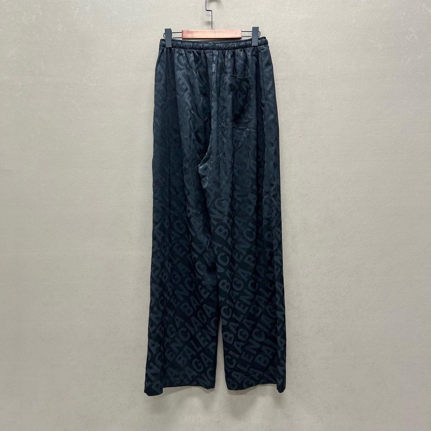 Balenciaga Balenciaga Logo Print Silk Wide Leg Pants Size 38" / US 16 / IT 52 - 2 Thumbnail