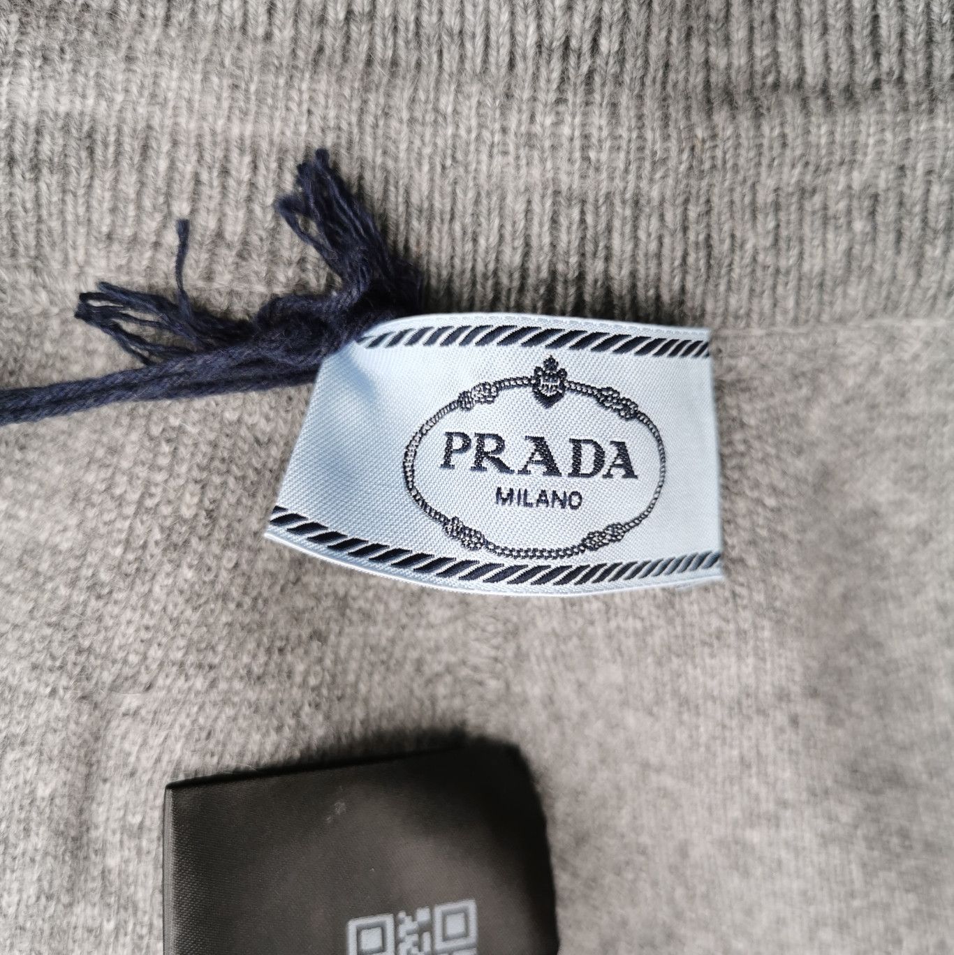 Prada Prada Gray Cashmere Pants for Women - dmc Size 38" / US 16 / IT 52 - 4 Thumbnail
