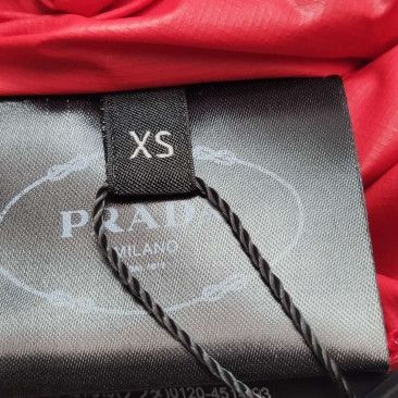 Prada Prada Logo Hooded Top in Red - dmc Size XS / US 0-2 / IT 36-38 - 6 Thumbnail
