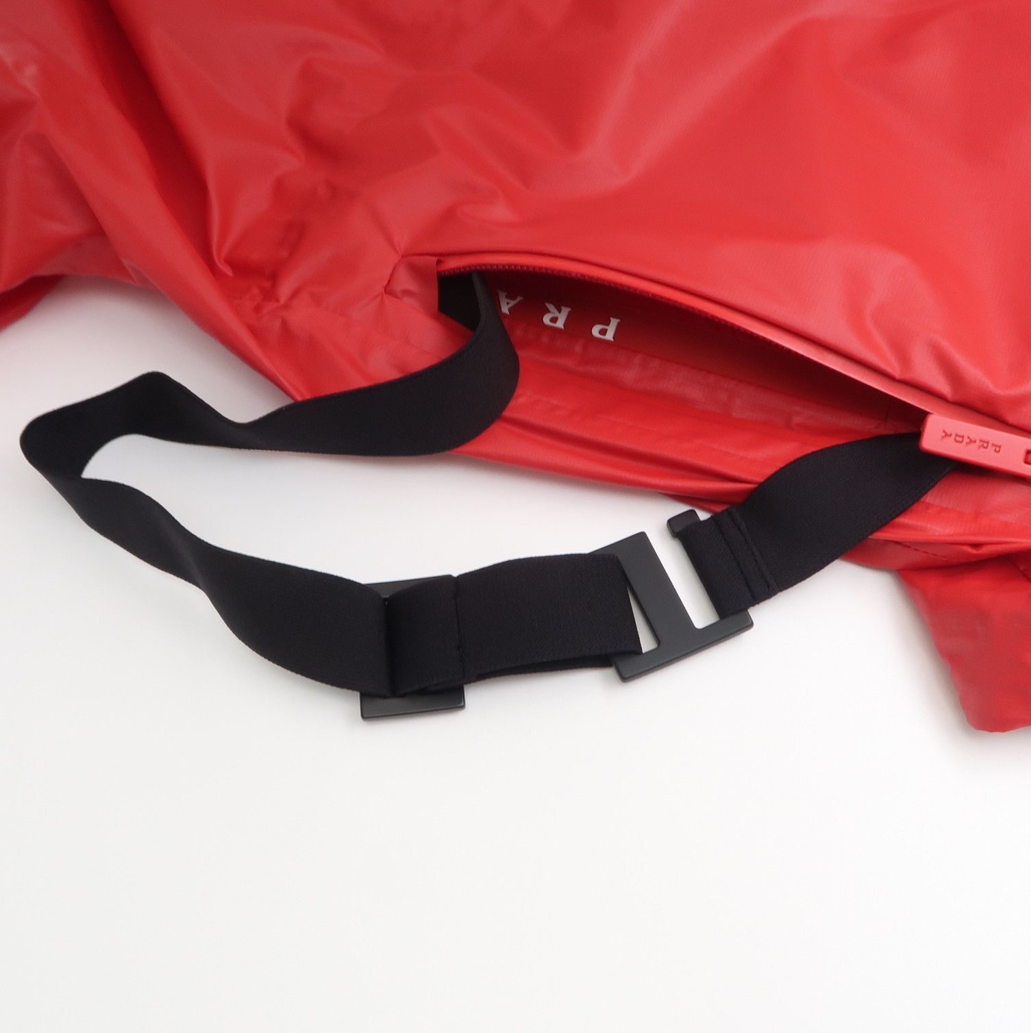 Prada Prada Logo Hooded Top in Red - dmc Size XS / US 0-2 / IT 36-38 - 4 Thumbnail