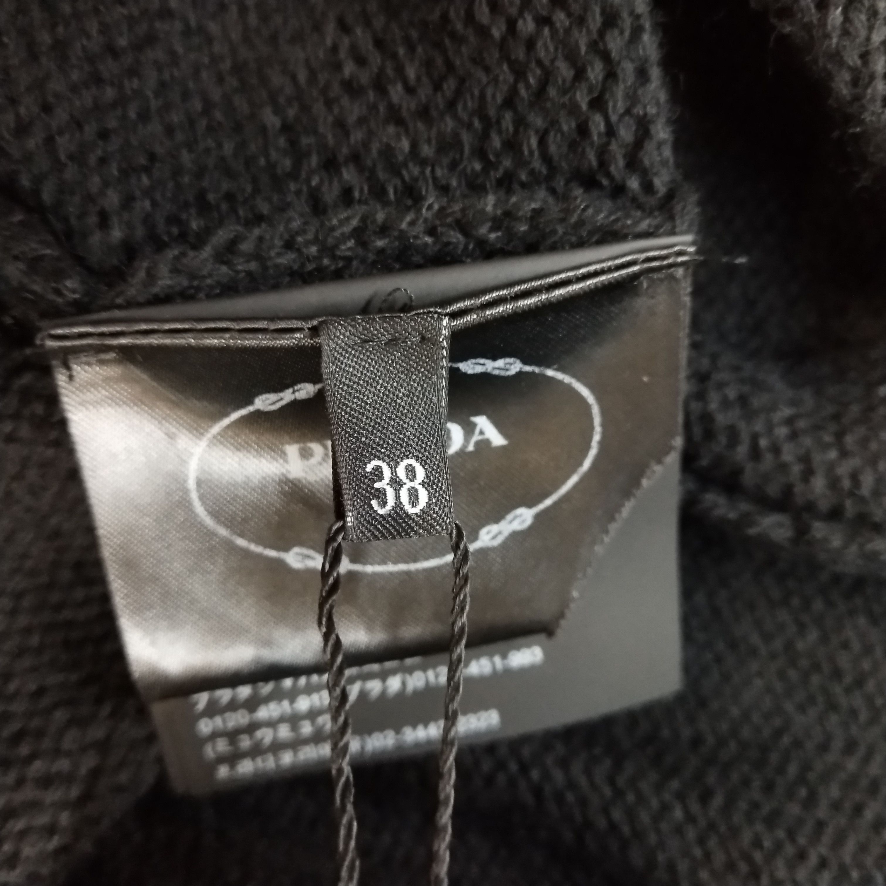 Prada Prada Black Cashmere V-Neck Knitted Top - dmc Size S / US 4 / IT 40 - 8 Thumbnail
