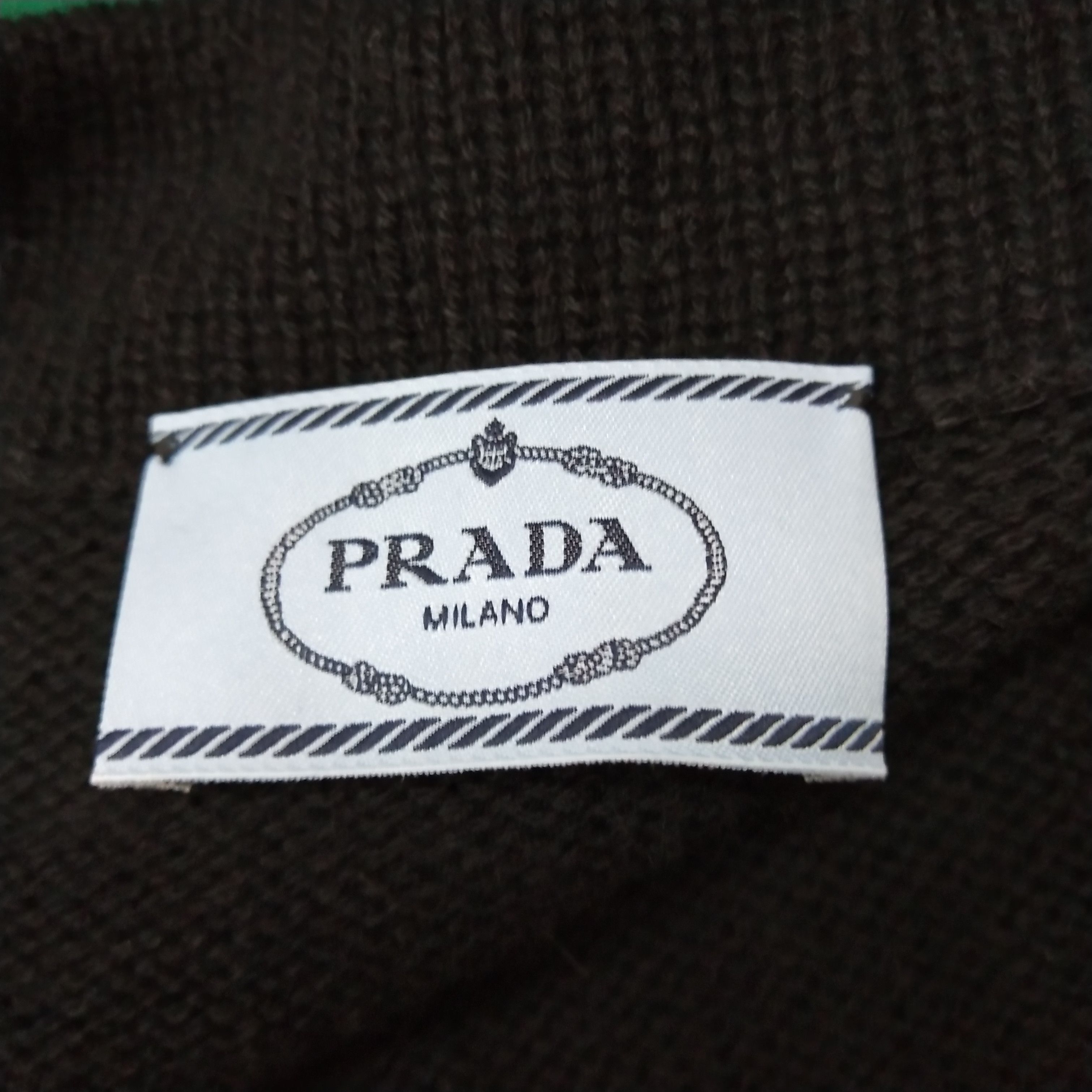 Prada Prada Black Cashmere V-Neck Knitted Top - dmc Size S / US 4 / IT 40 - 7 Thumbnail