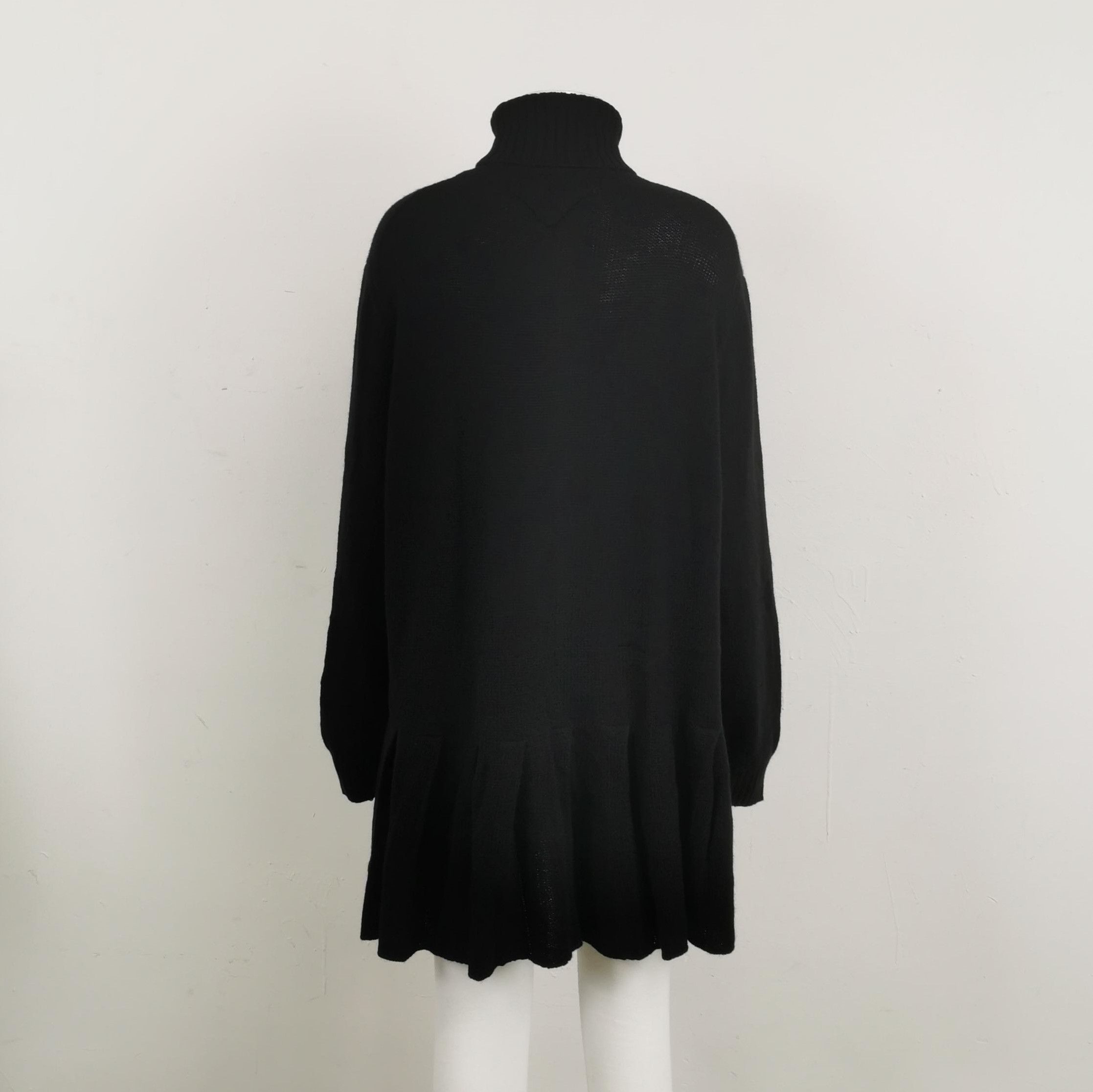 Prada Prada Black Turtleneck Cashmere Dress Size 40 - dmc Size M / US 6-8 / IT 42-44 - 2 Thumbnail