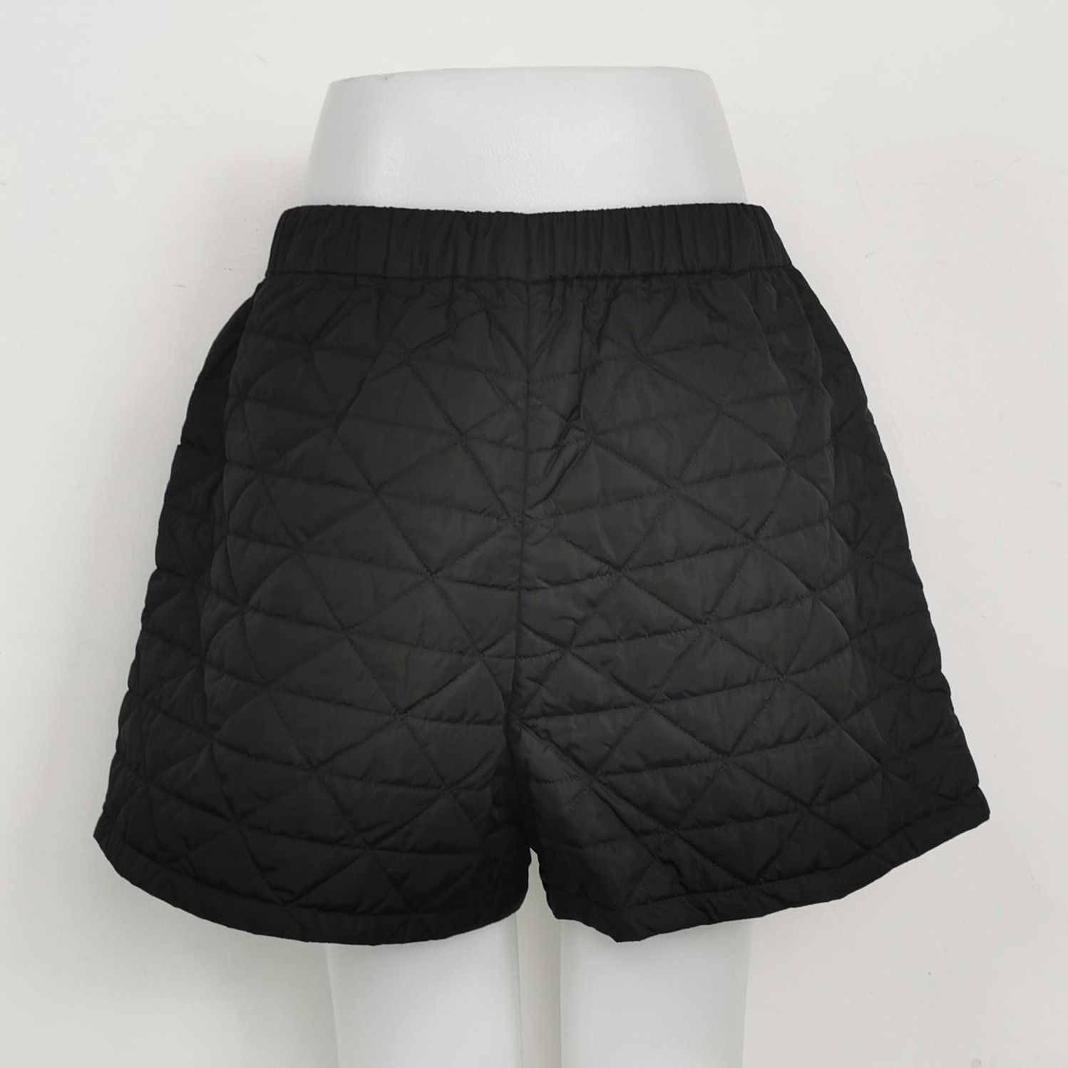 Prada Prada Quilted Logo Black Shorts Size 44 - dmc Size 42" / US 20 - 2 Thumbnail