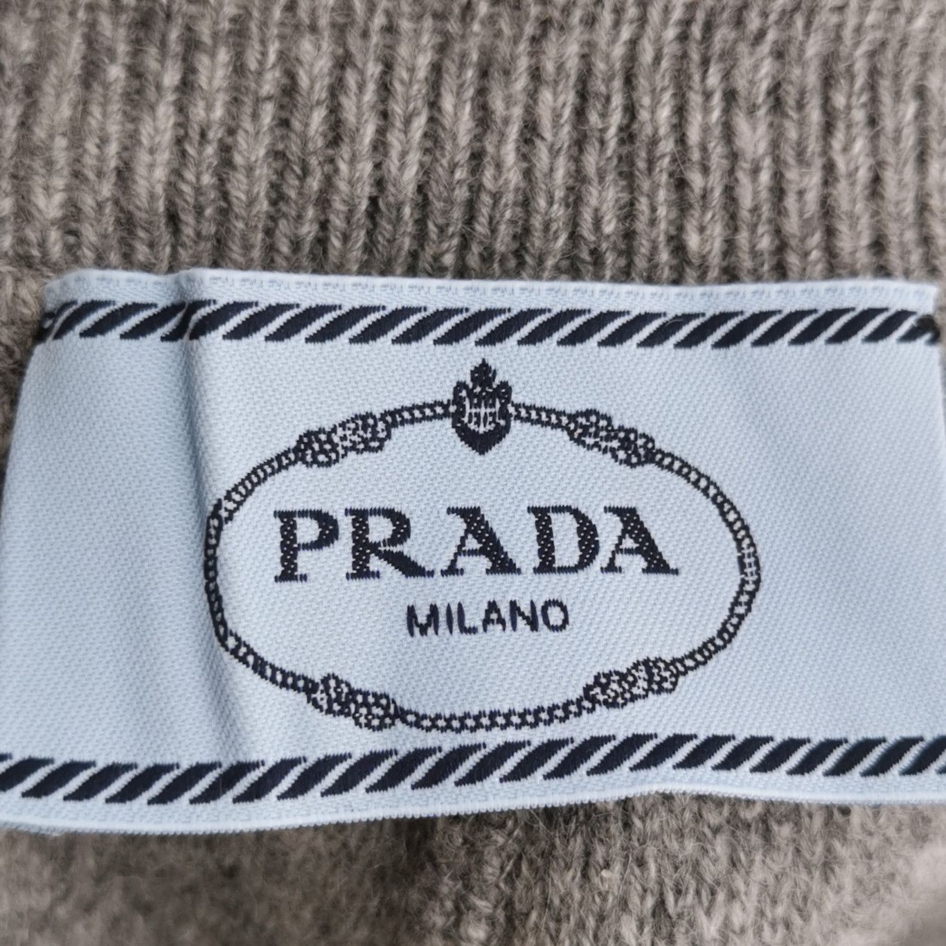 Prada Grey Cashmere Pants in Size 40 - dmc