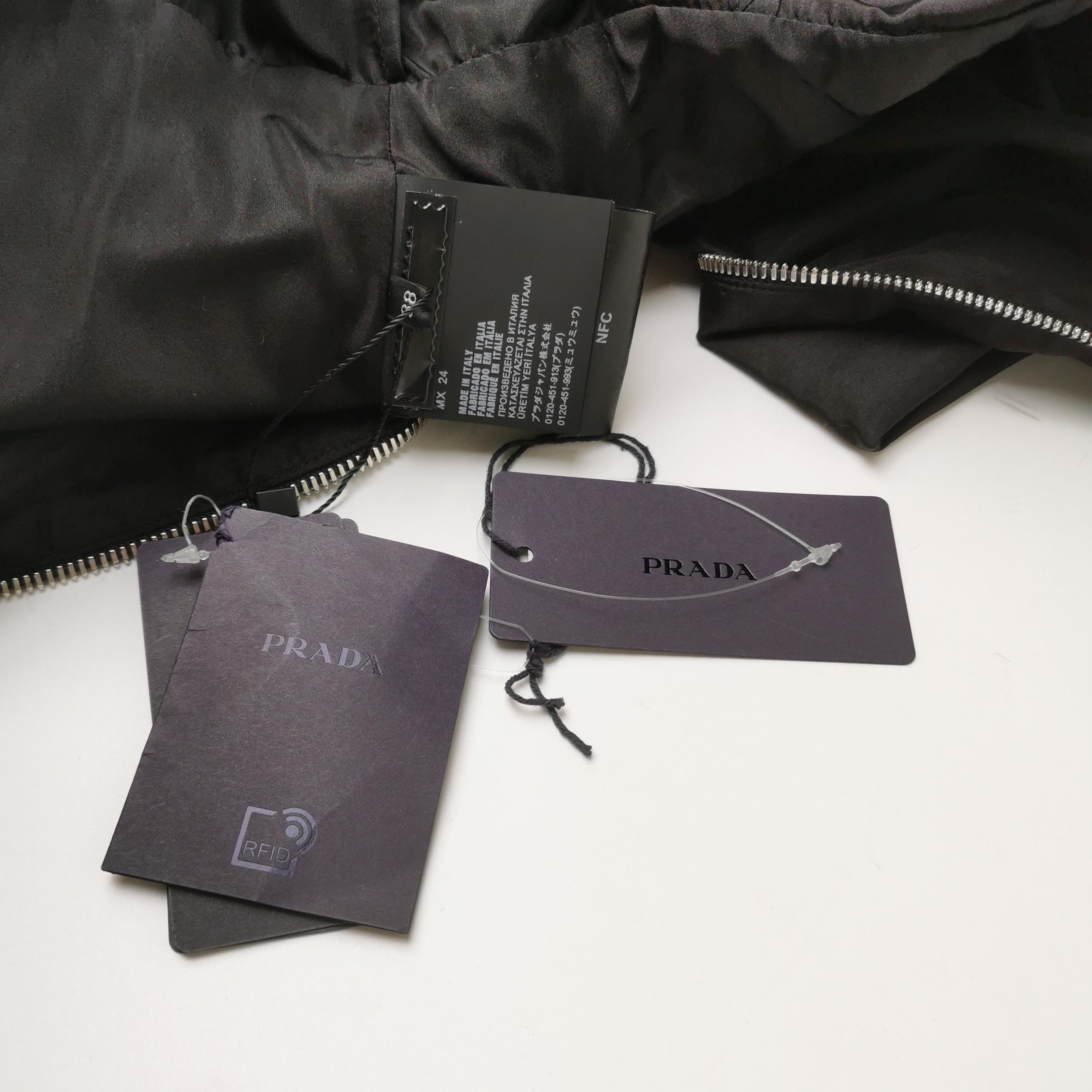 Prada Prada Black Silk Zip Dress for Women - dmc Size S / US 4 / IT 40 - 4 Thumbnail