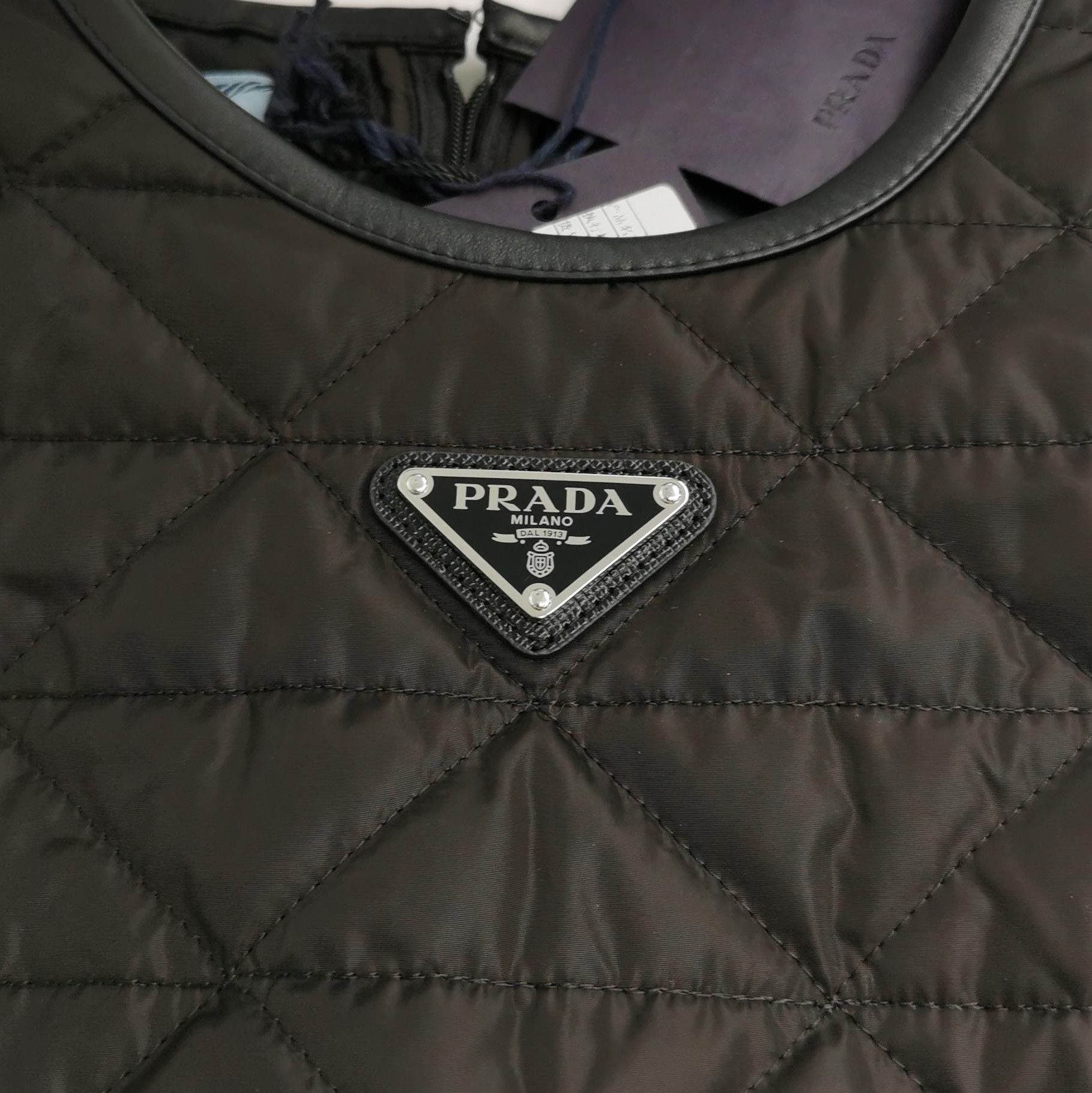 Prada Prada Short Sleeve Quilted Dress in Black - dmc Size XXS / US 00 / IT 34 - 3 Thumbnail