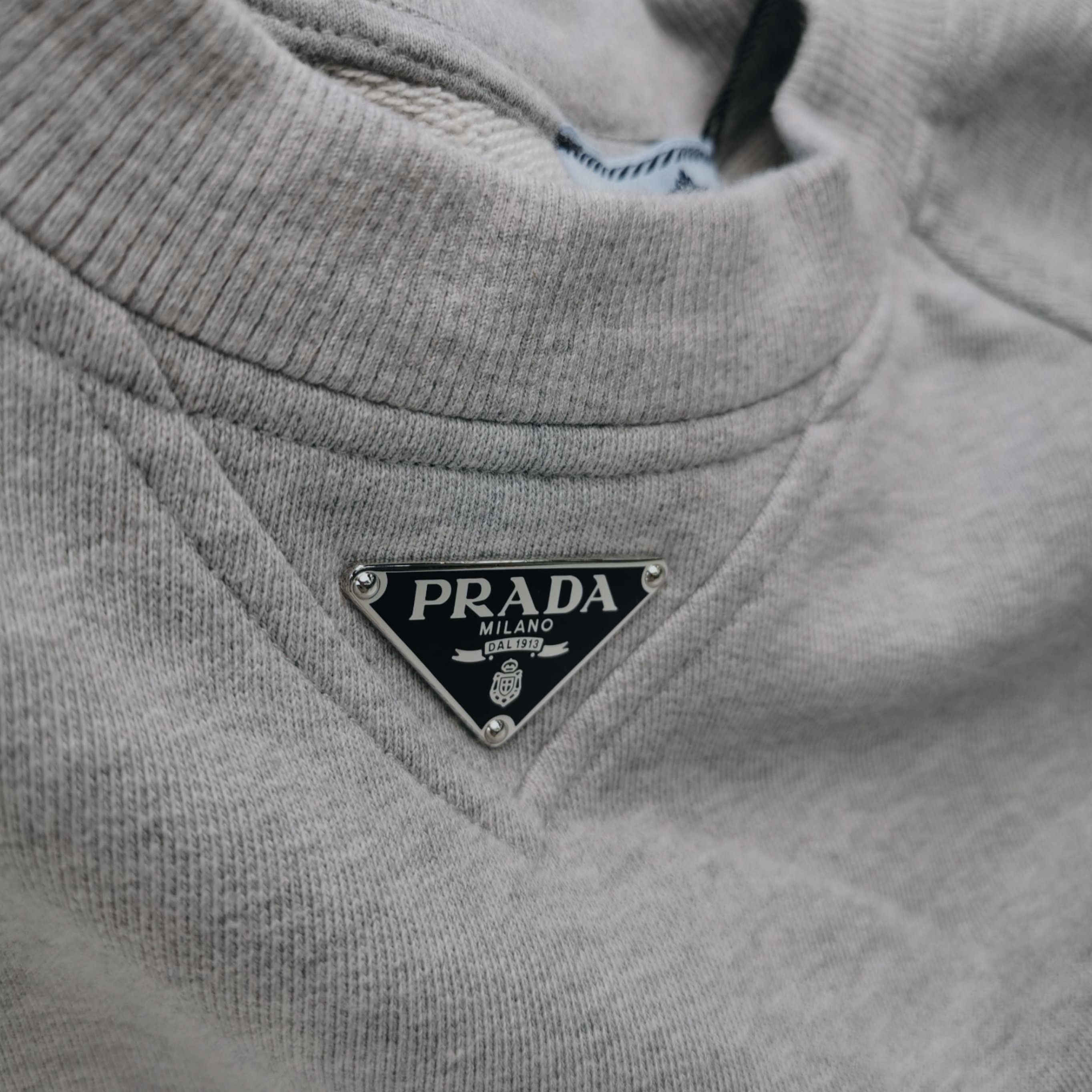 Prada Prada Gray Cotton Logo Crewneck Sweatshirt - dmc Size XS / US 0-2 / IT 36-38 - 3 Thumbnail