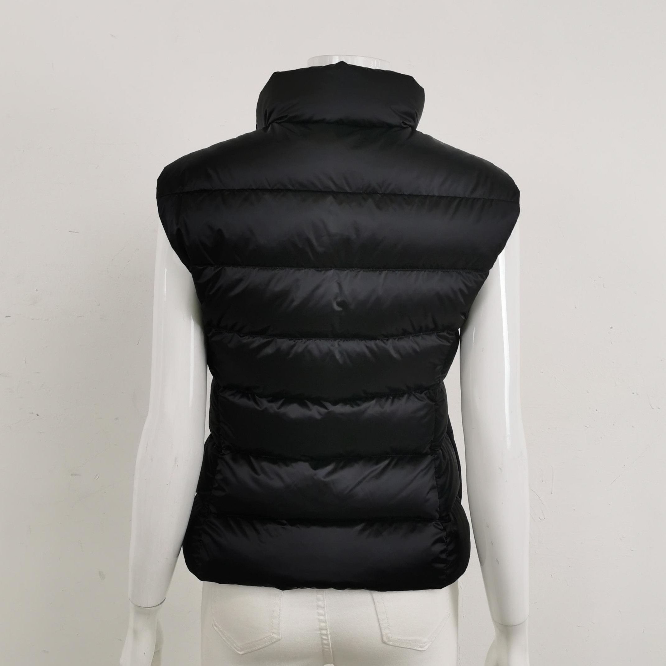 Prada Prada Black Quilted Logo Sleeveless Down Vest - dmc Size M / US 6-8 / IT 42-44 - 2 Thumbnail