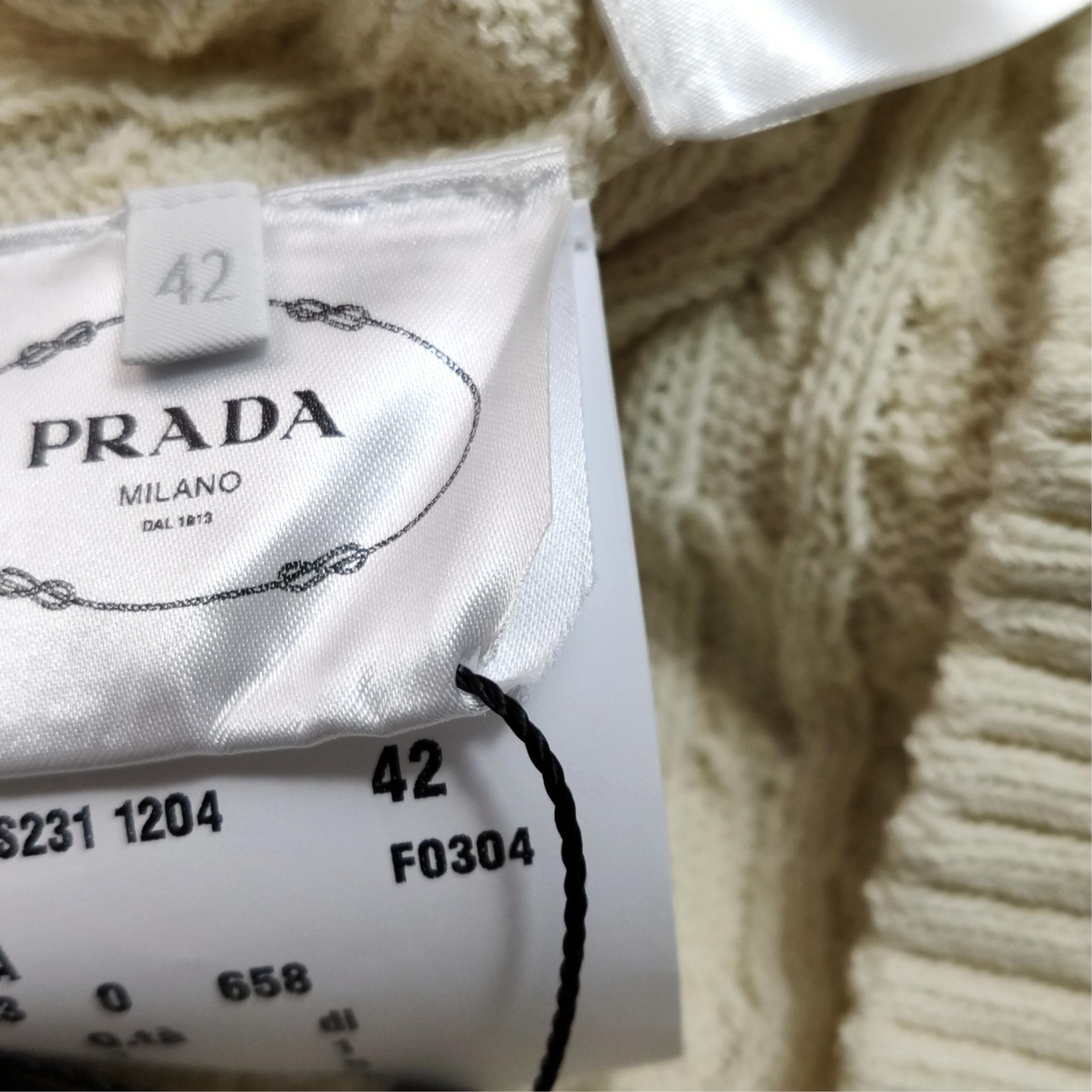 Prada Prada Button-Up Cotton Dress in Cream - dmc Size L / US 10 / IT 46 - 11 Thumbnail