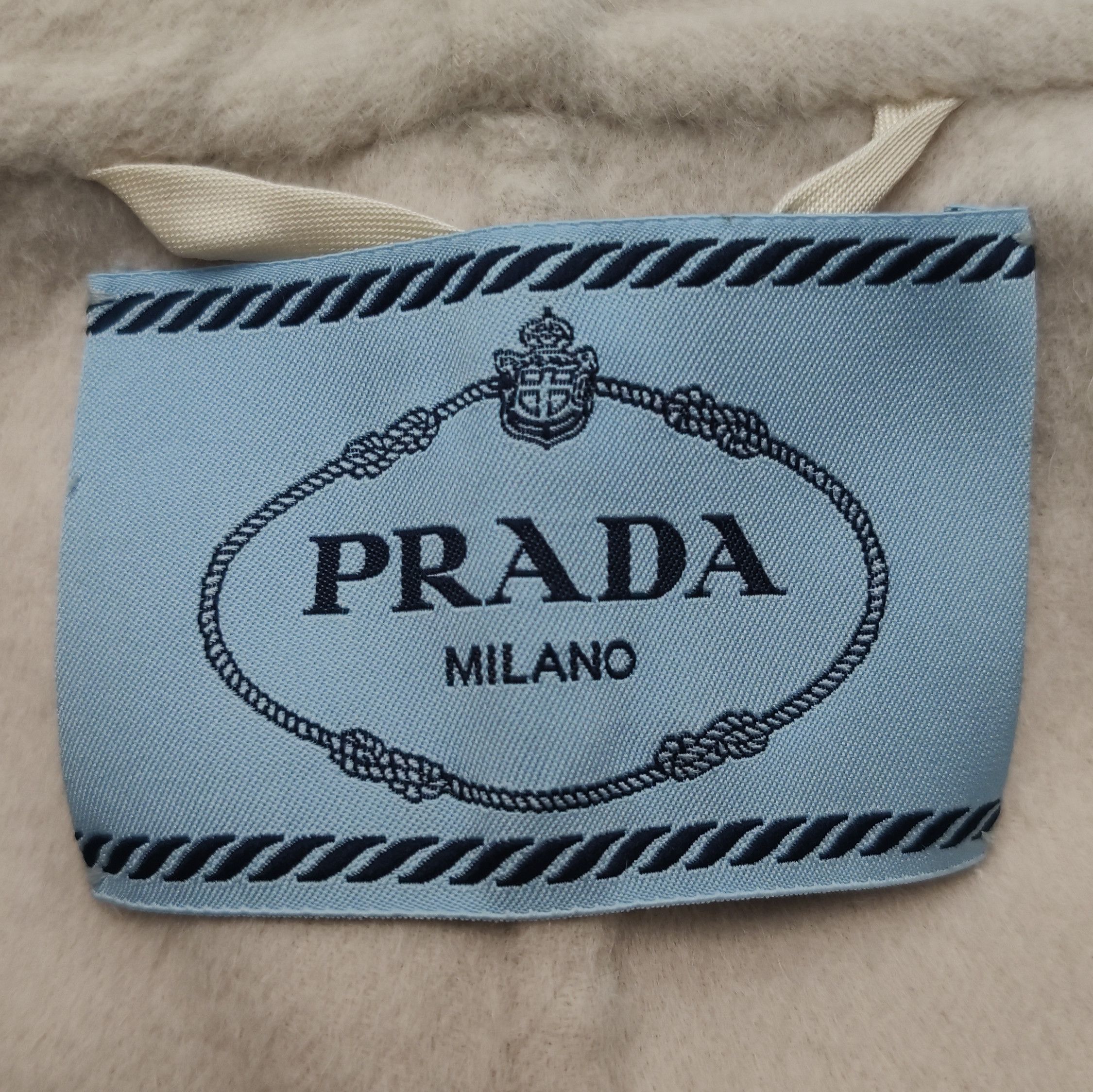 Prada Prada Wool Blend Long Sleeve Coat in Beige - dmc Size XXS / US 00 / IT 34 - 4 Thumbnail